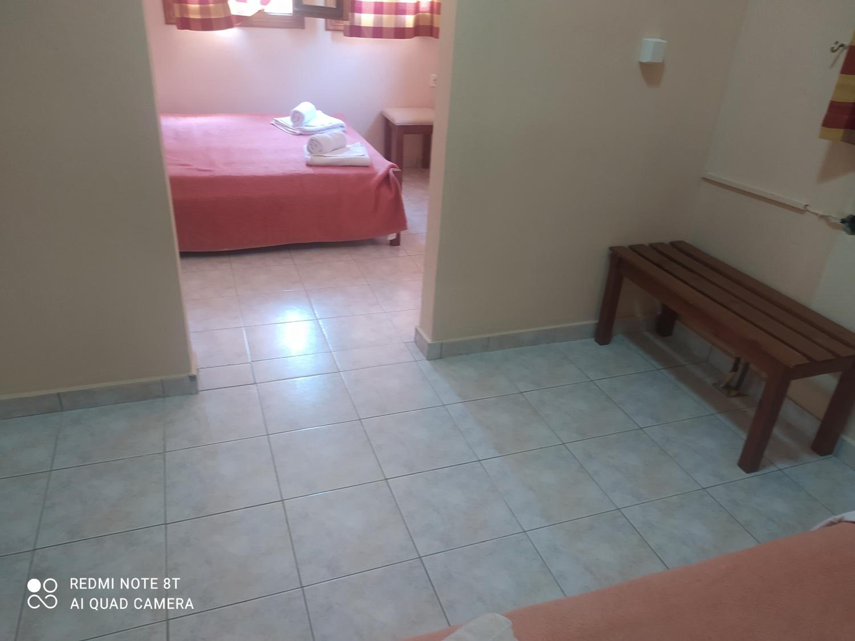 Family Room with Private Bathroom - Photo 7