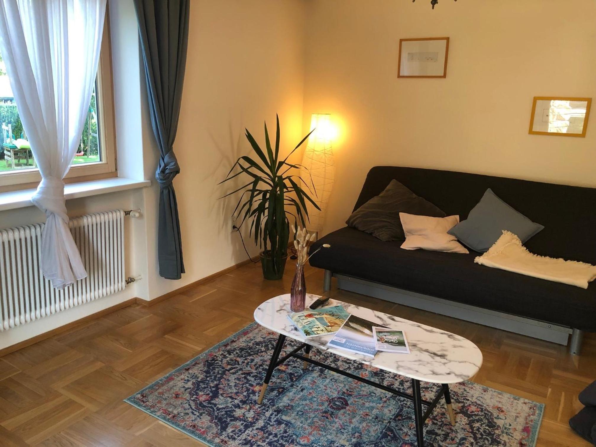 One-Bedroom Apartment - Photo 1