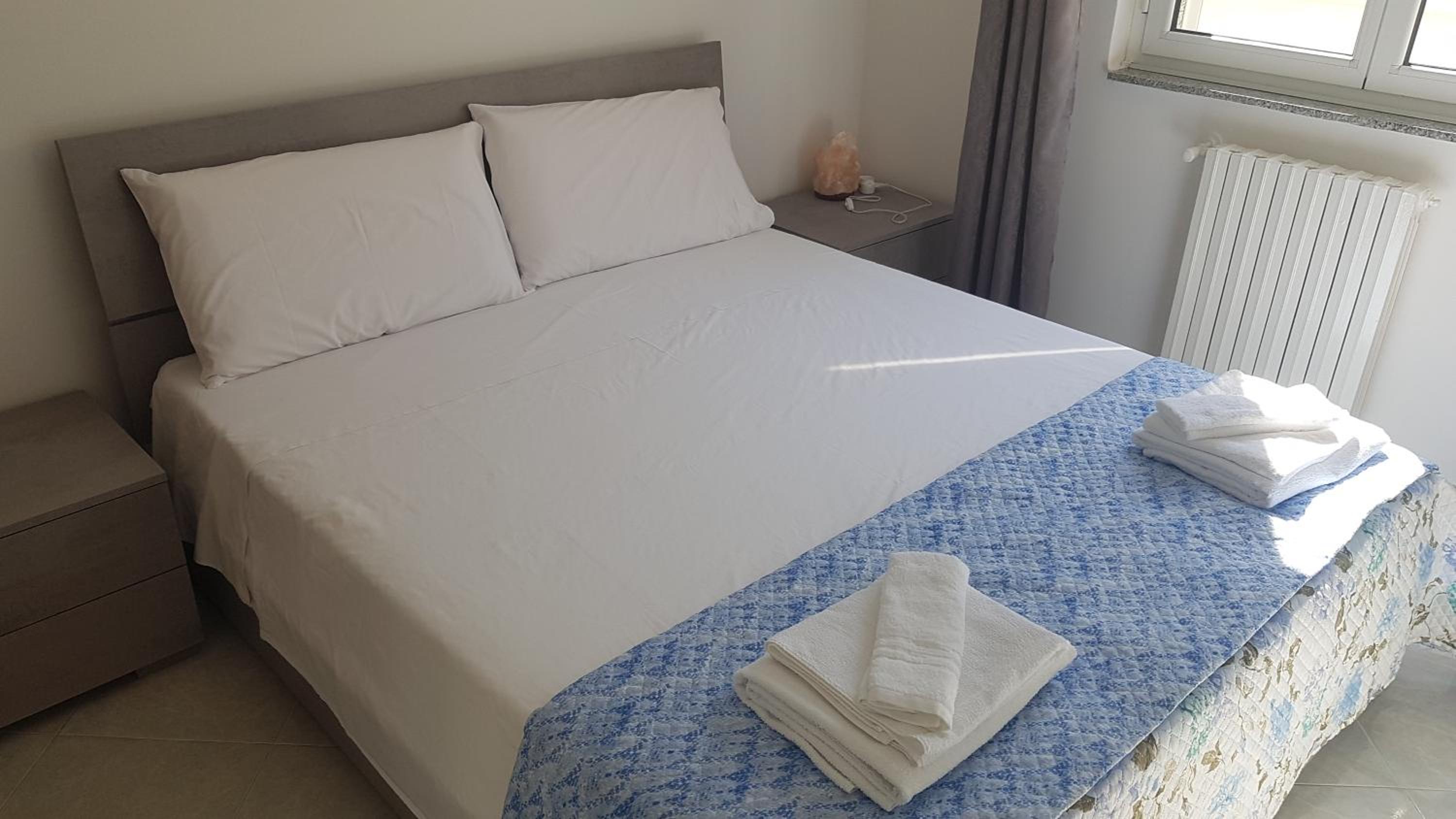 Double Room - Photo 7