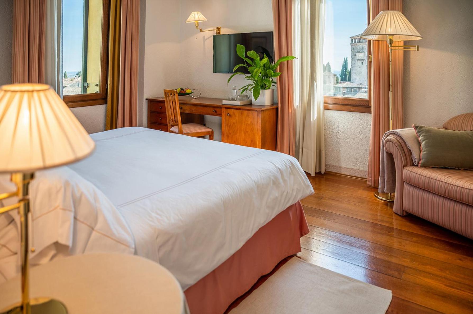 Superior Double Room - Photo 1