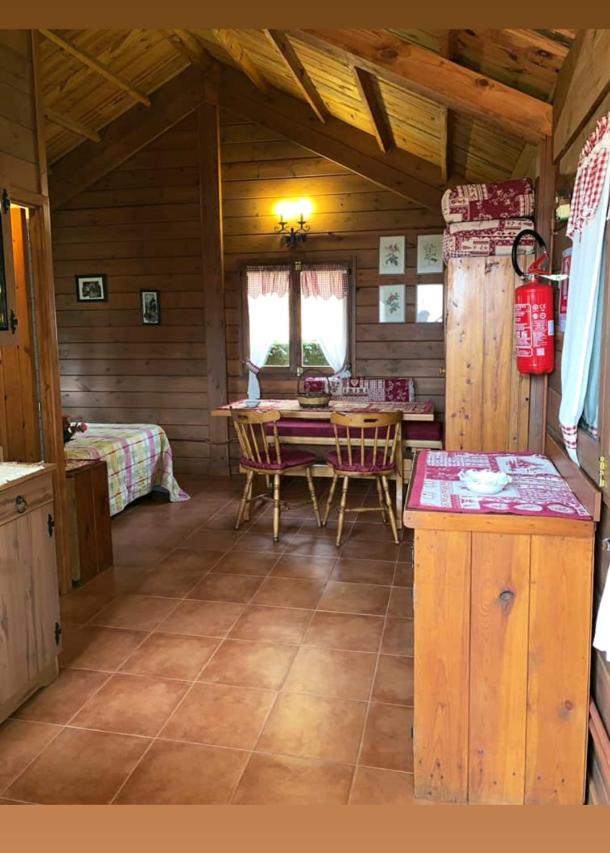 One-Bedroom House photo 1