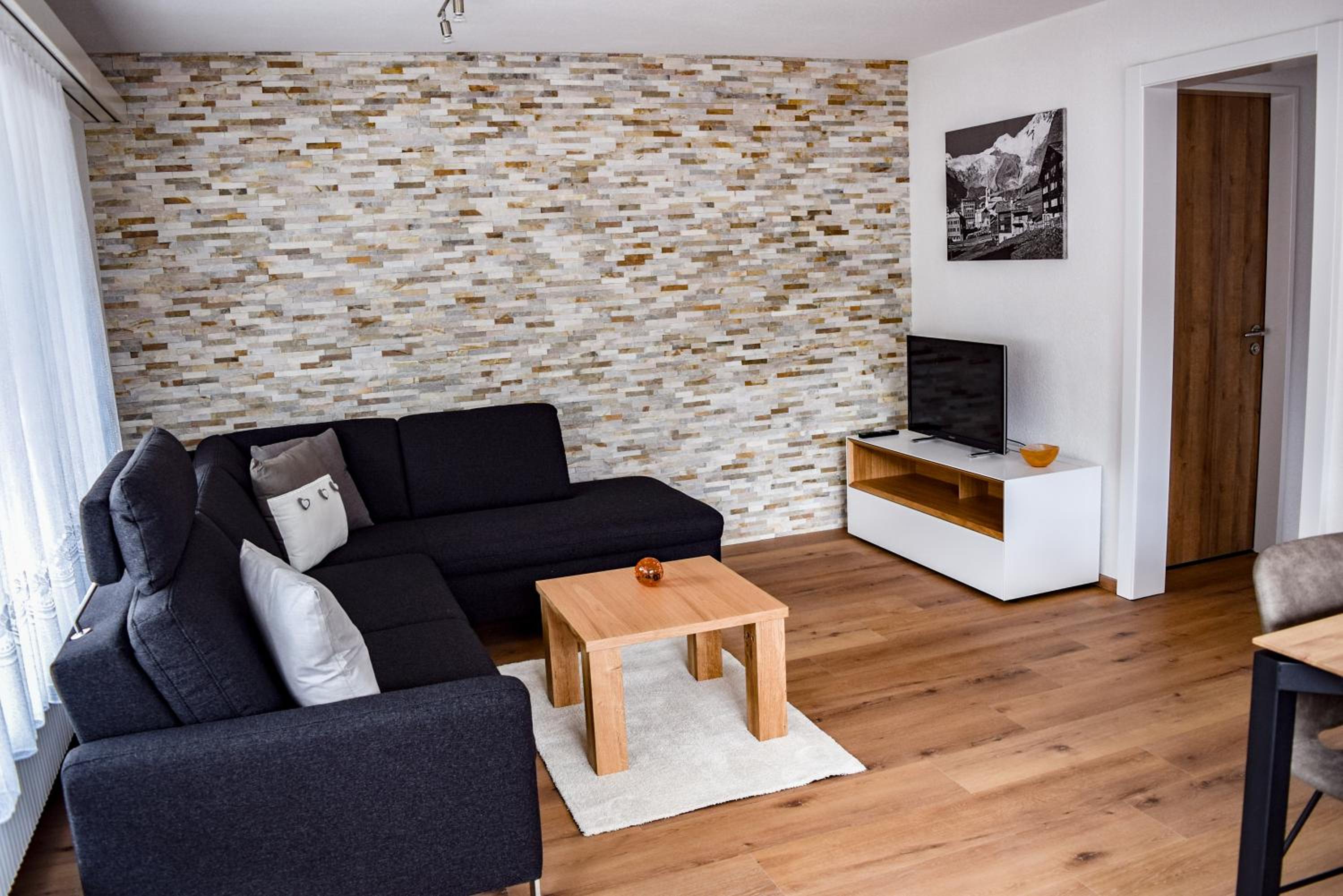 Two-Bedroom Apartment with shower and Panoramic View - Second Floor photo 1