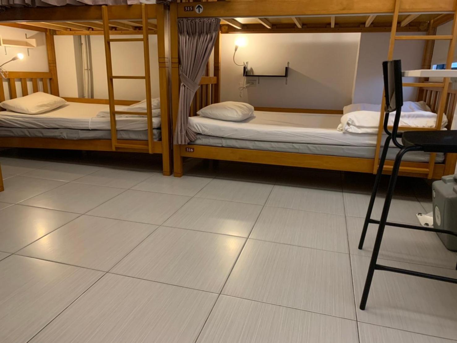 2 Beds In 8-Bed Ｍale Dormitory Room