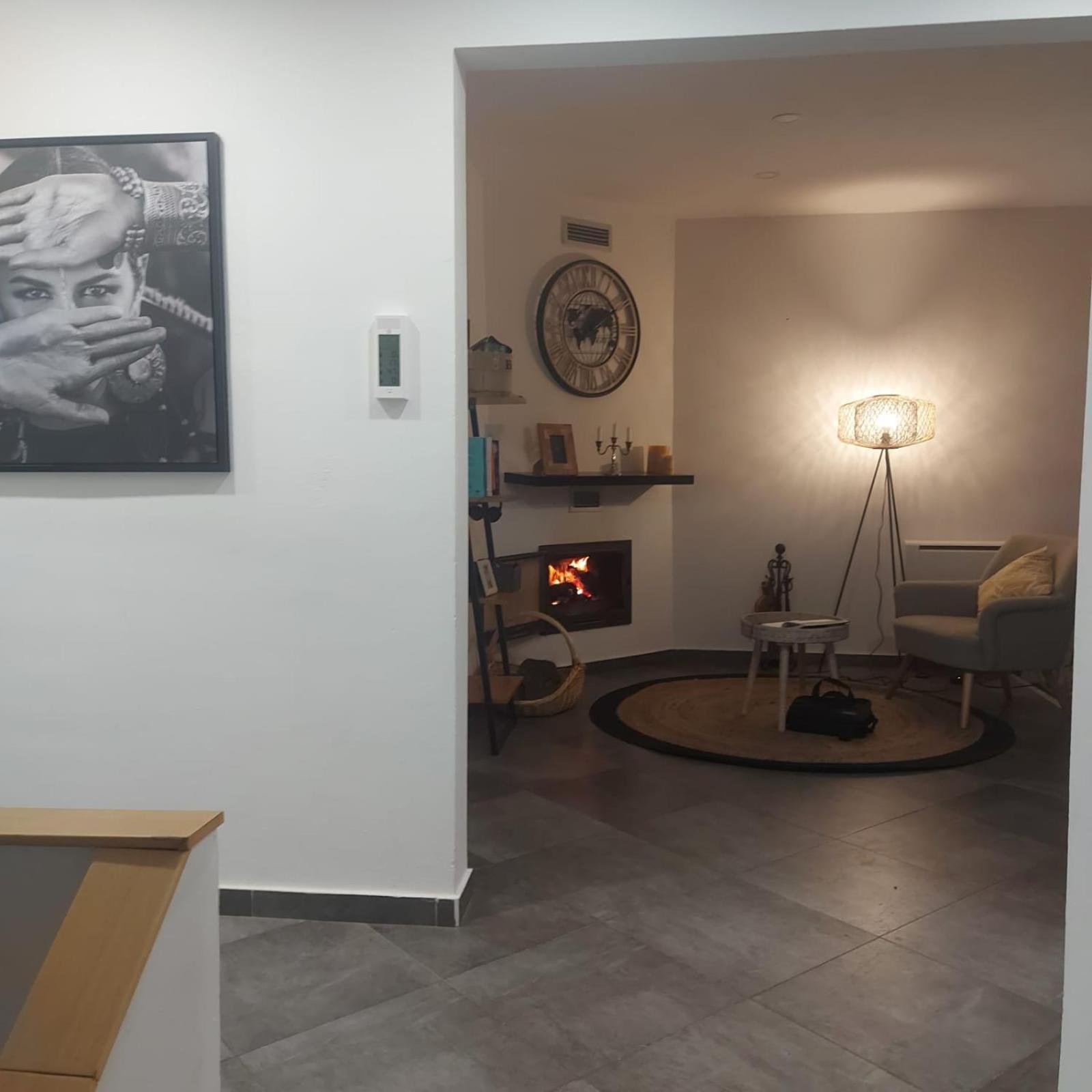 Four-Bedroom House photo 2