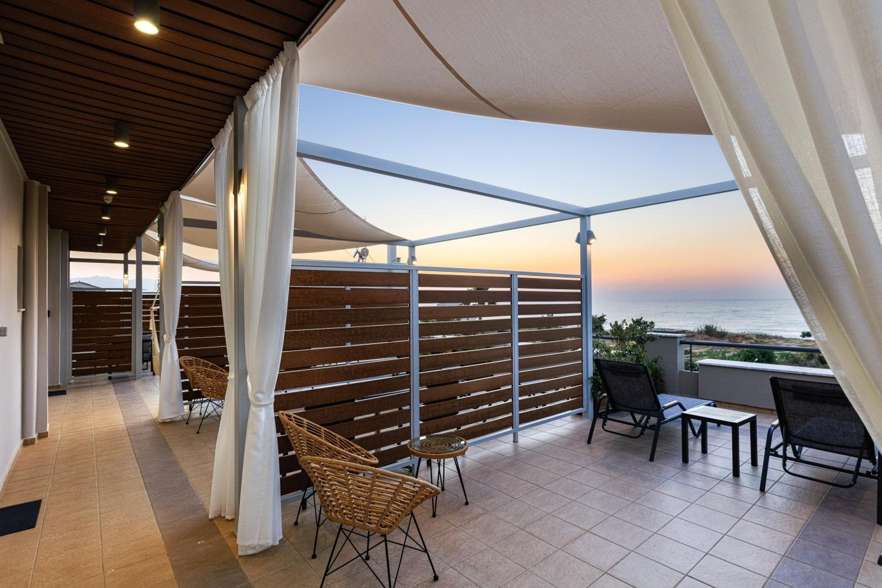 Queen Room with Sea View photo 2