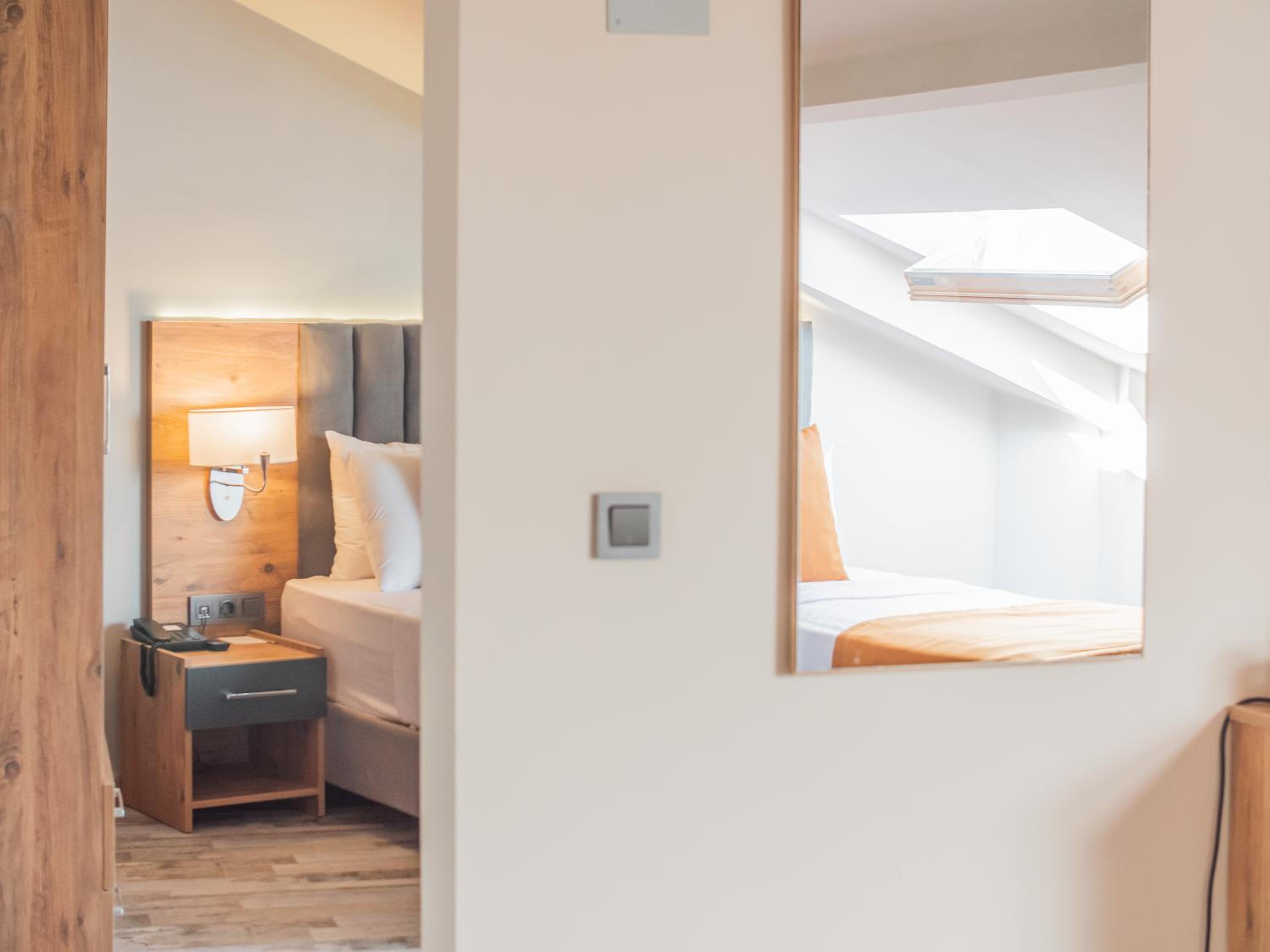 Economy Quadruple Room - Photo 2
