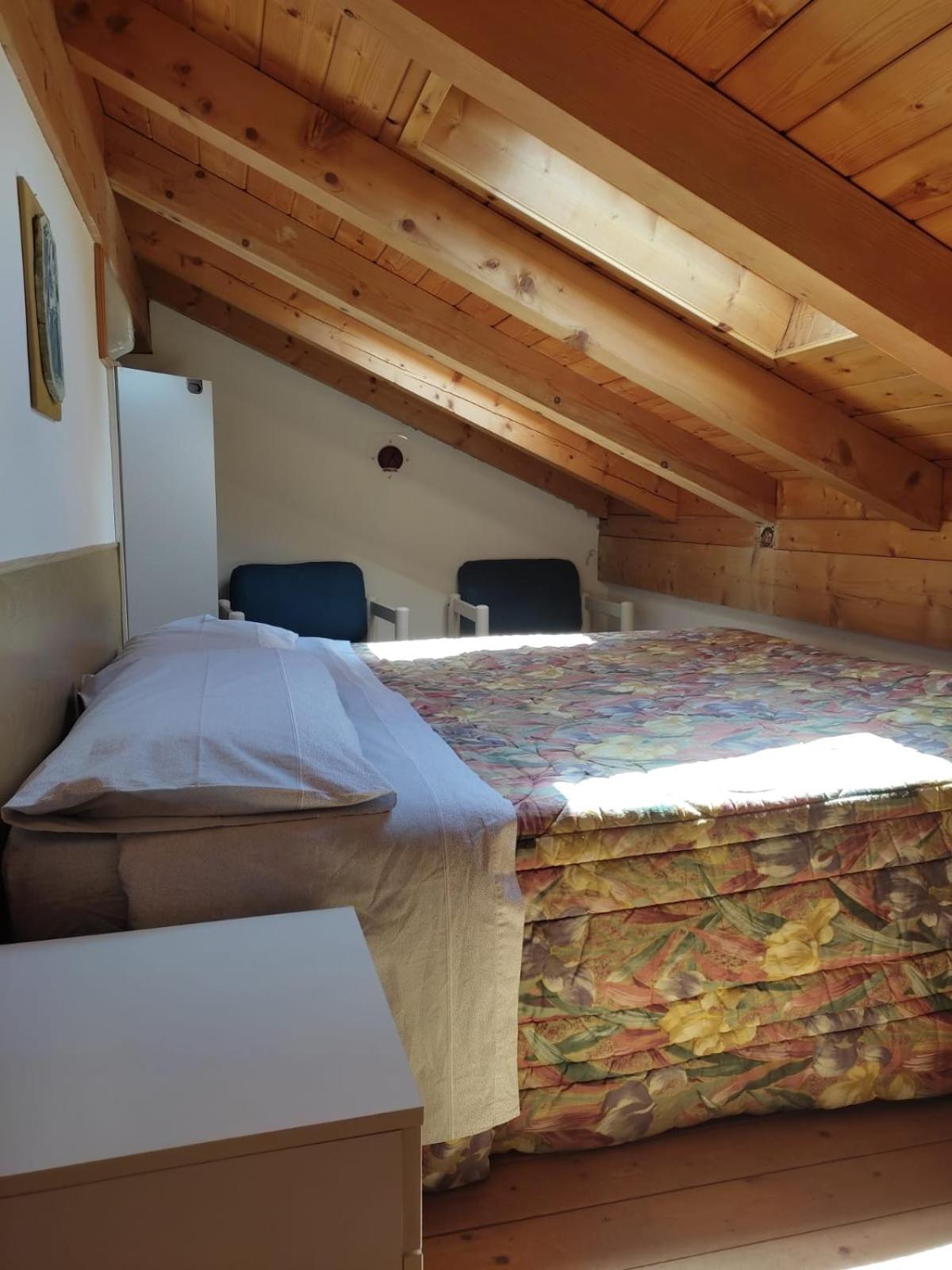 Three-Bedroom Apartment - Photo 49
