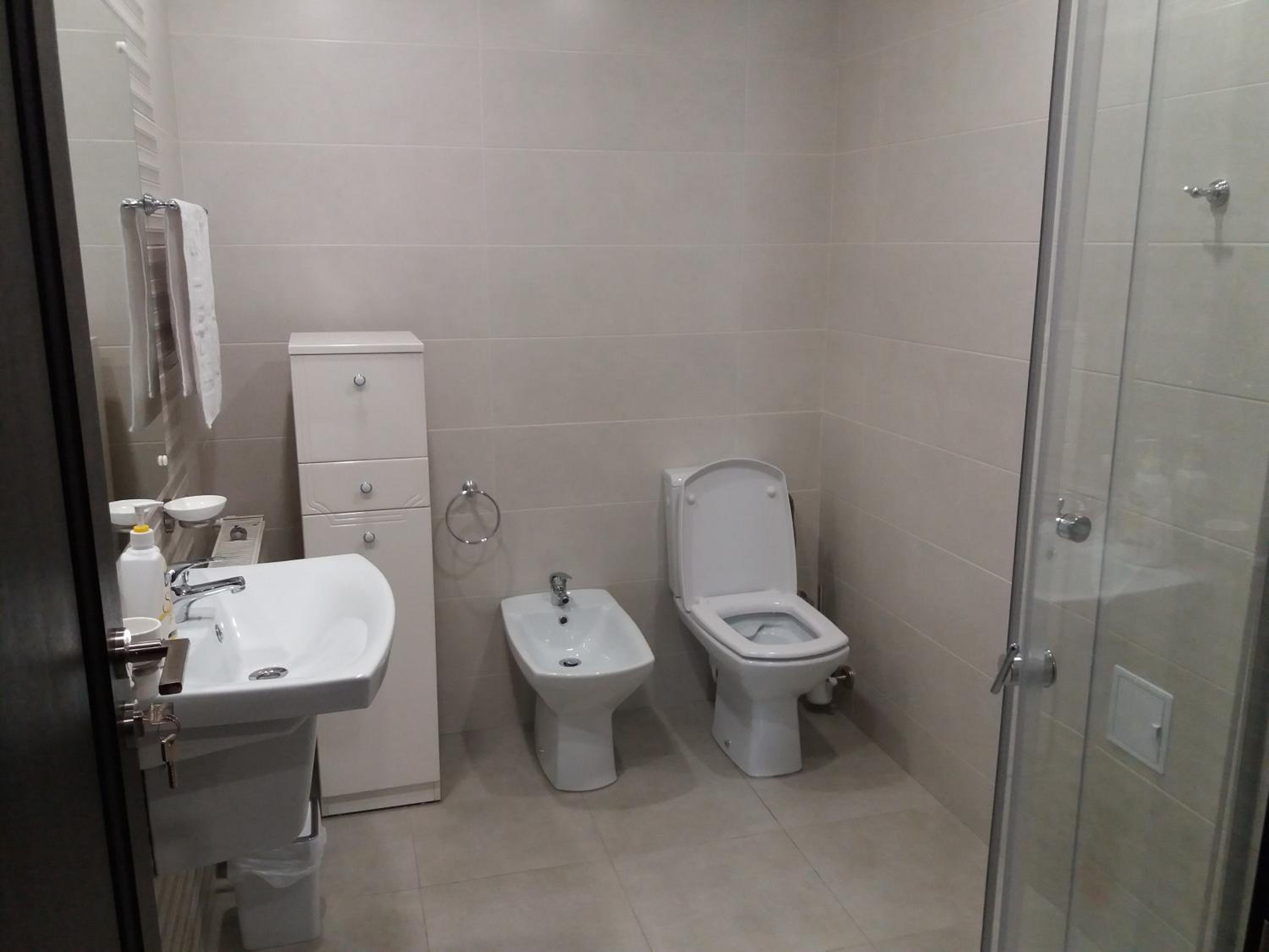 Two-Bedroom Apartment - Photo 7