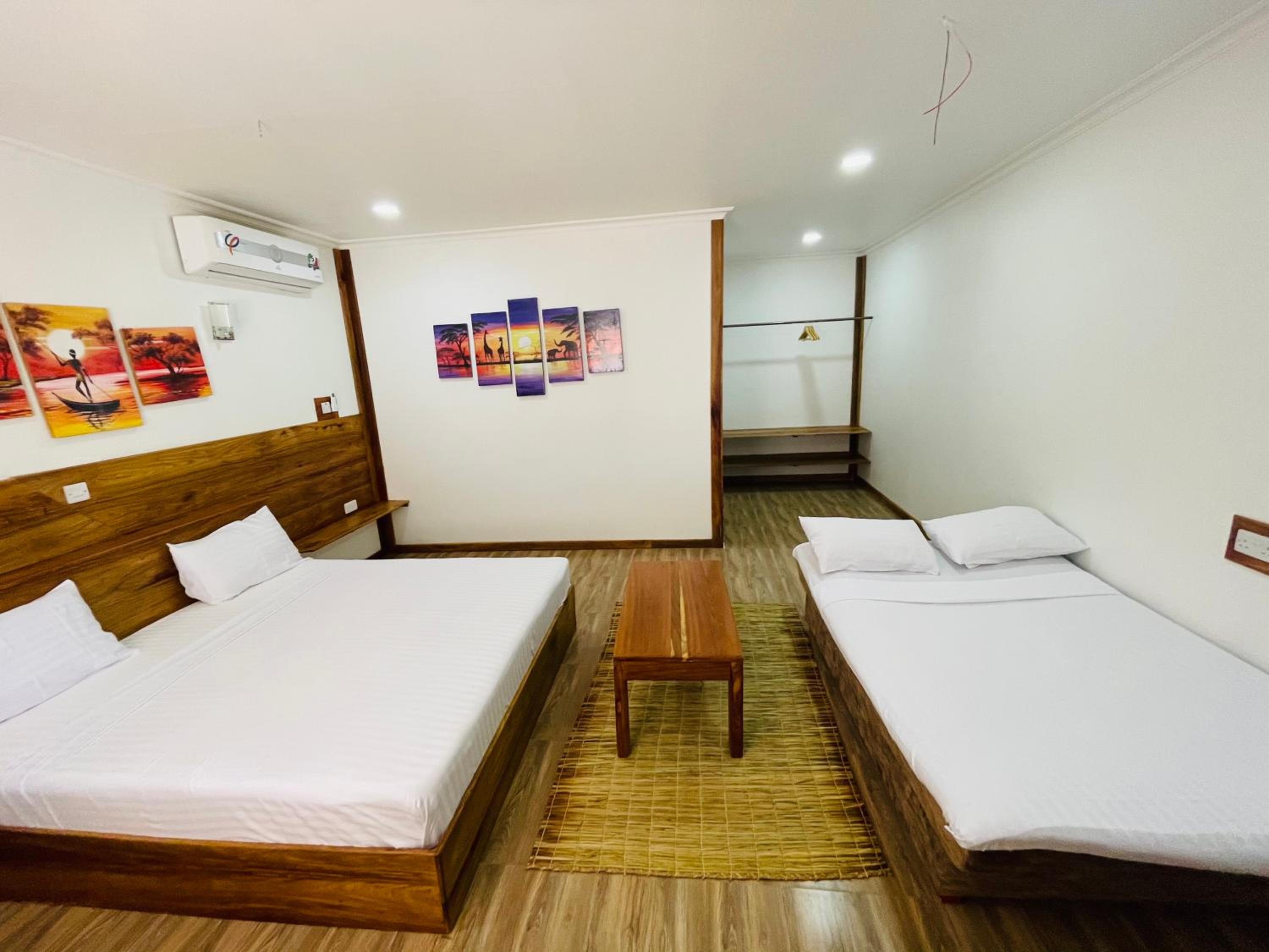Comfort Quadruple Room - Photo 4