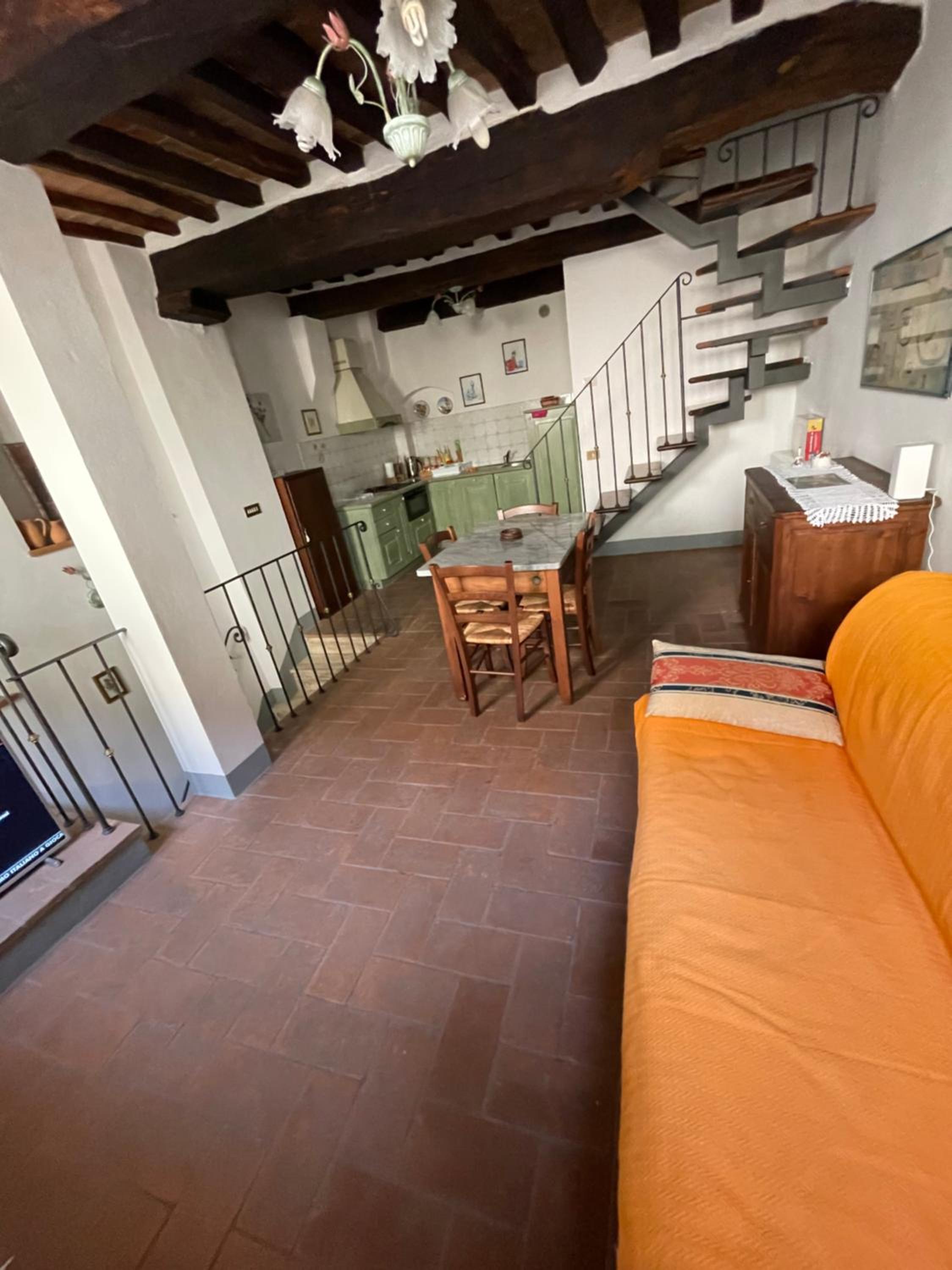Two-Bedroom House - Photo 10