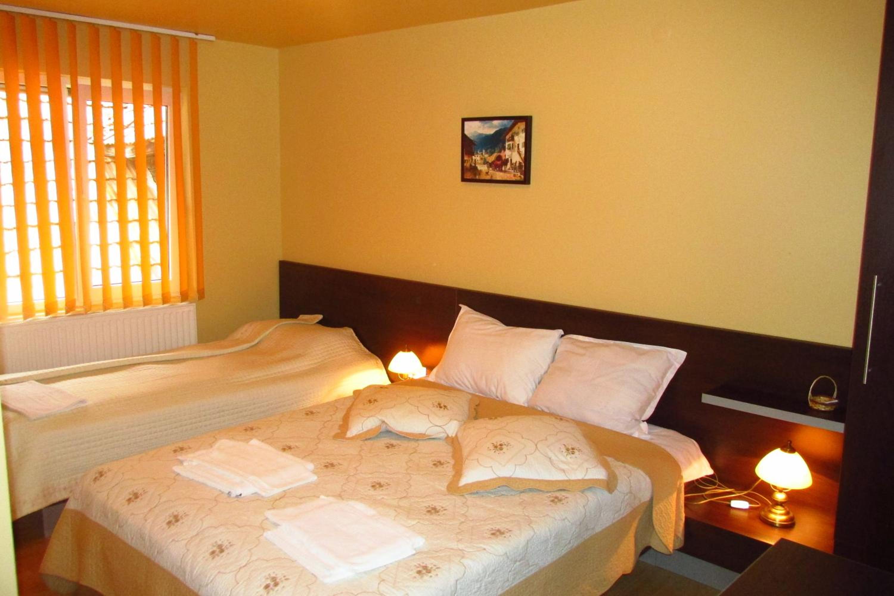 Triple Room - Photo 1