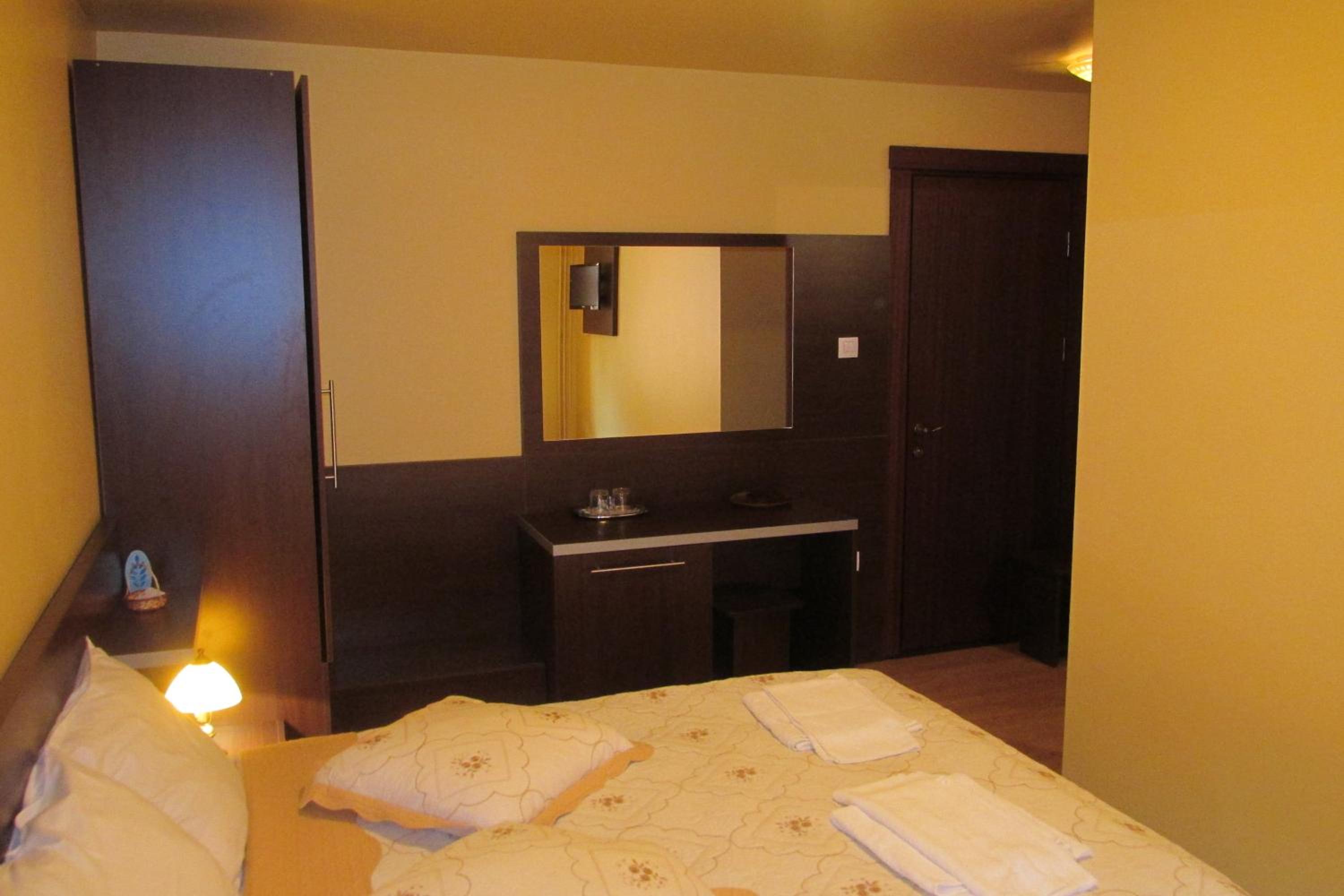 Triple Room - Photo 2