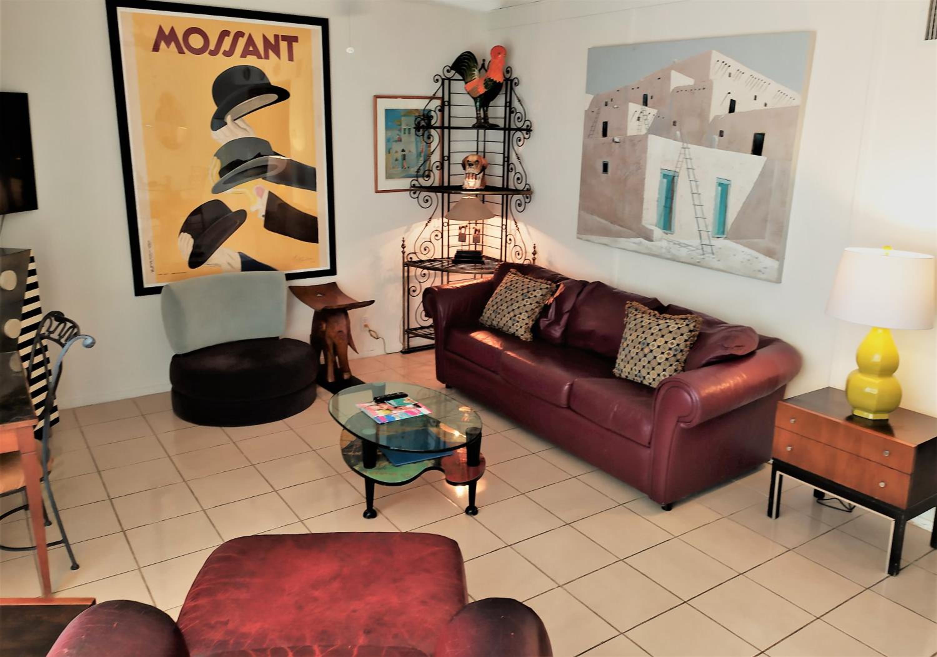 Appartement 1 Chambre - Vue sur Piscine et Cour - 104