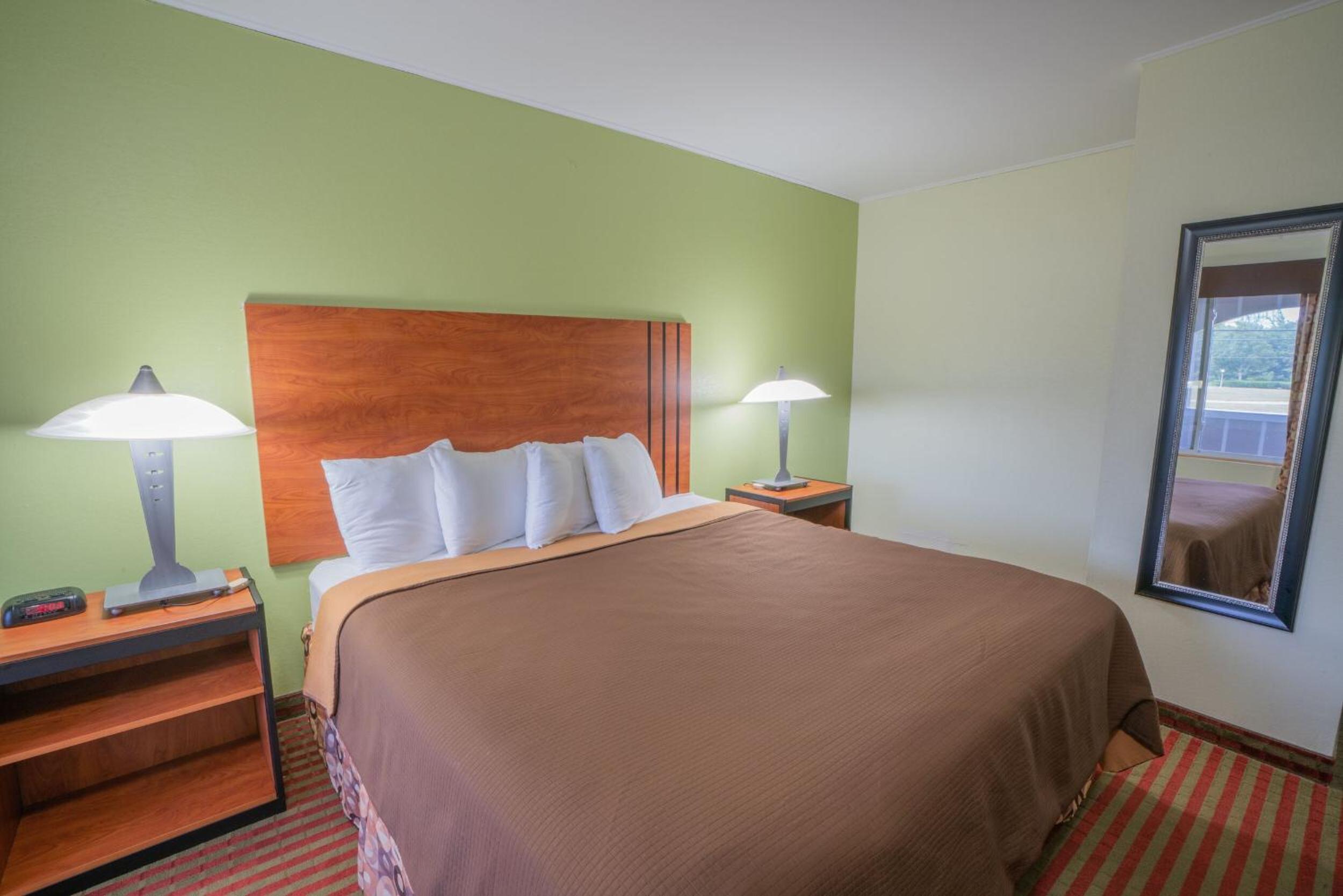 Superior King Room (Non-Smoking) - Photo 3