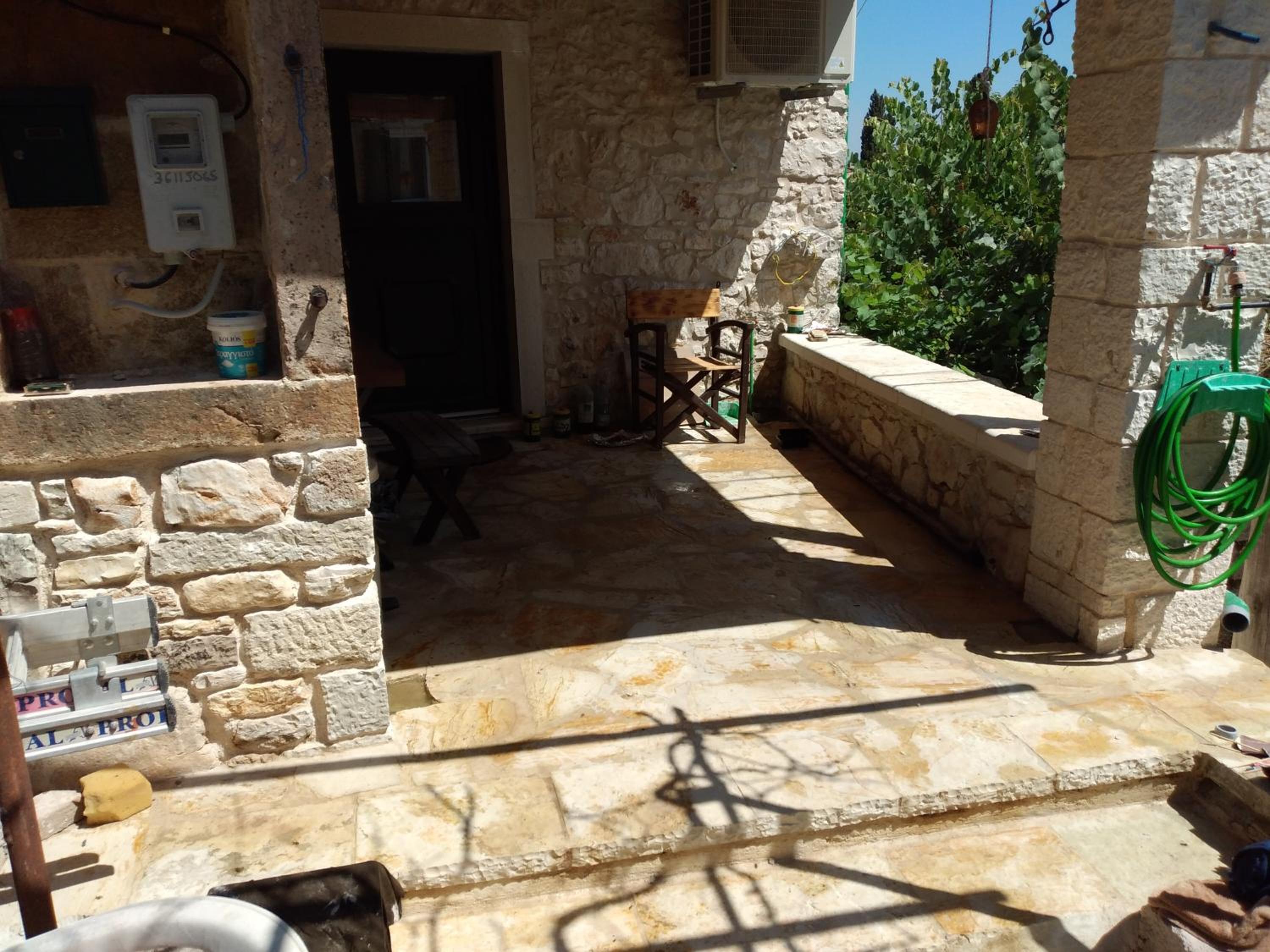 One-Bedroom House - Photo 3
