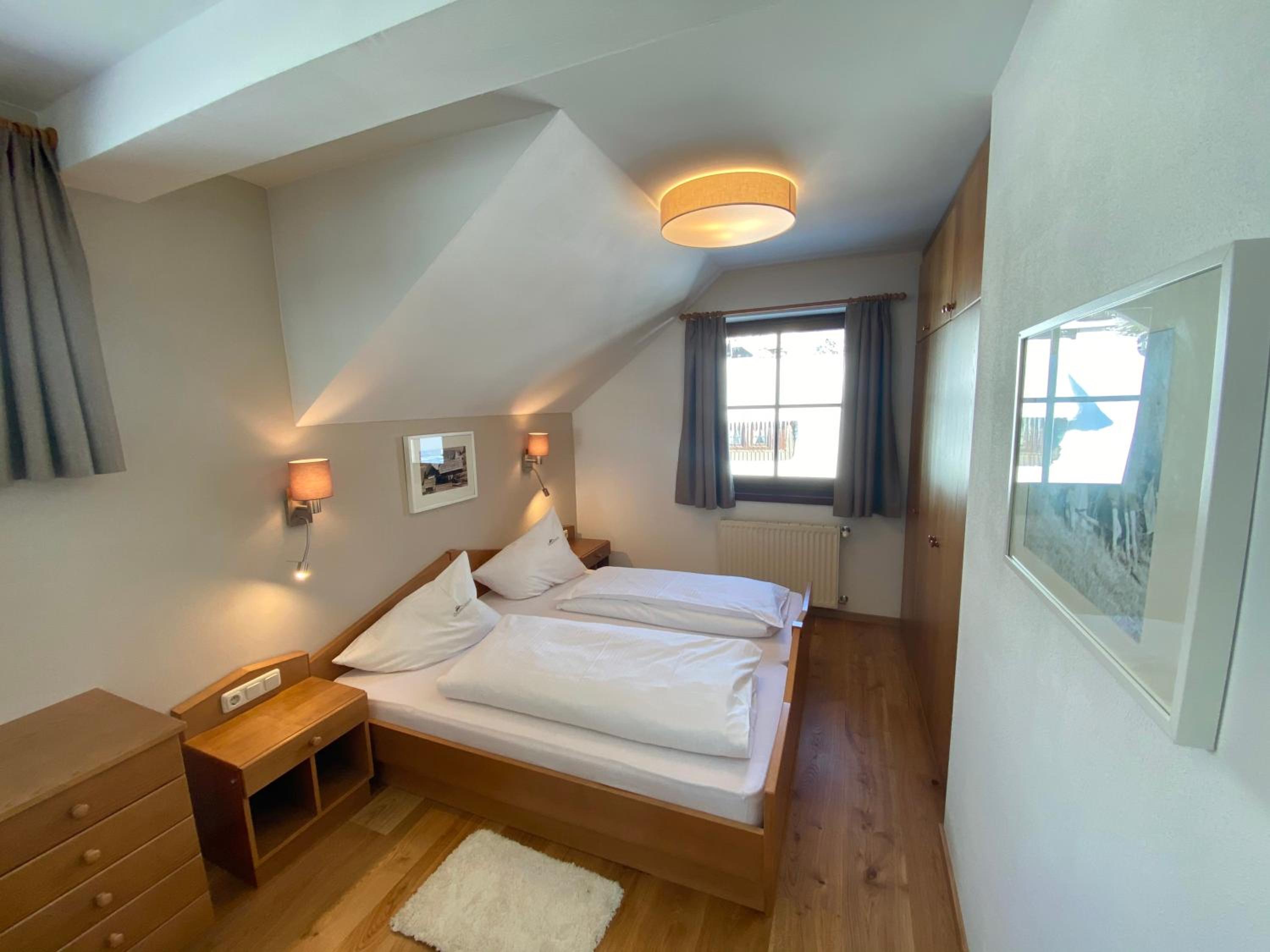 Three-Bedroom Apartment photo 3