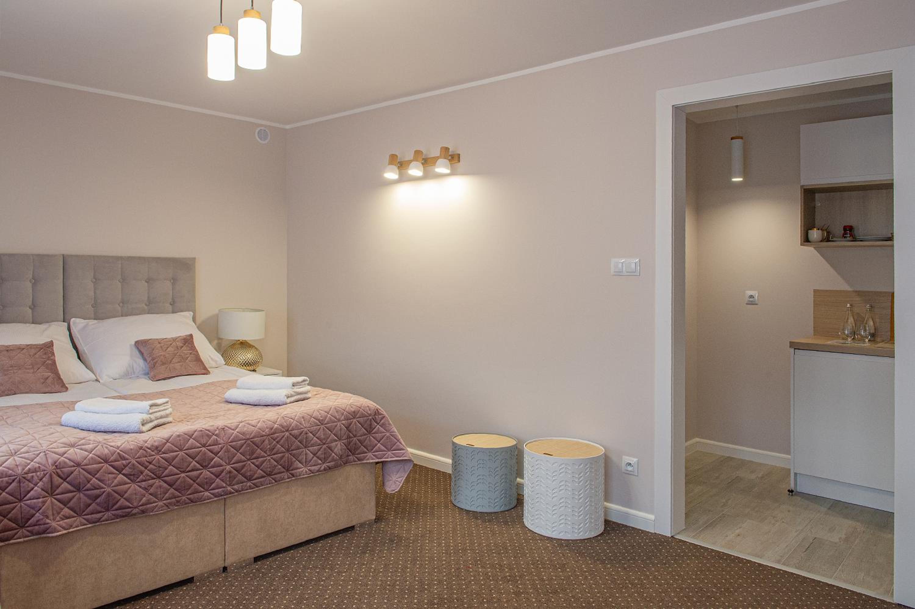 Standard Double or Twin Room photo 2