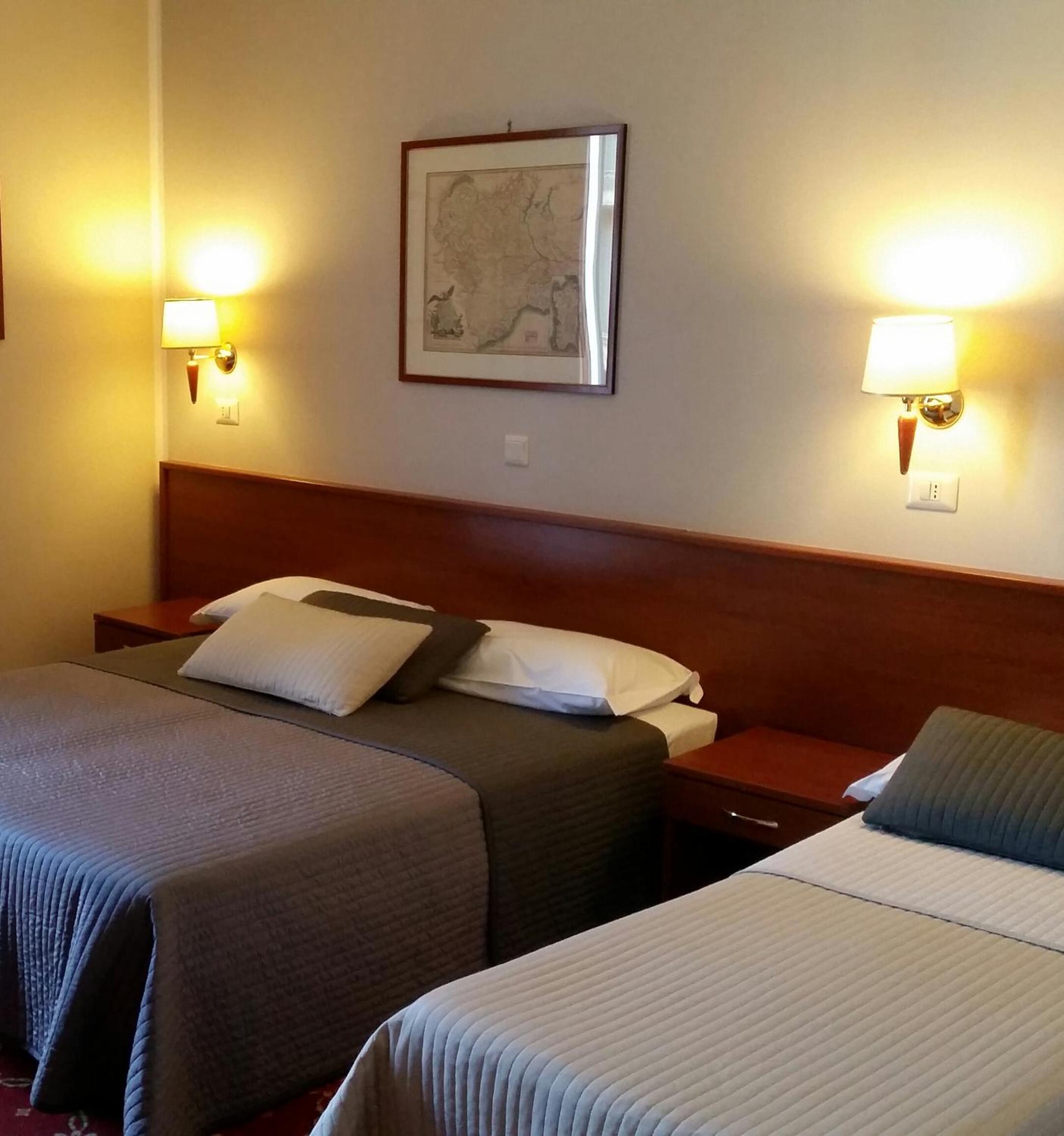 Triple Room - Photo 10