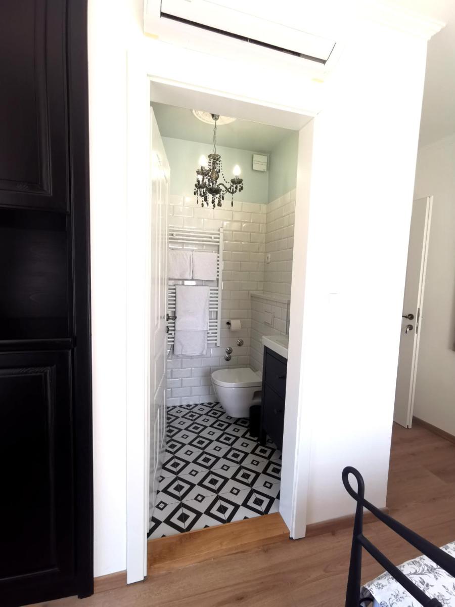 Deluxe King Room photo 3