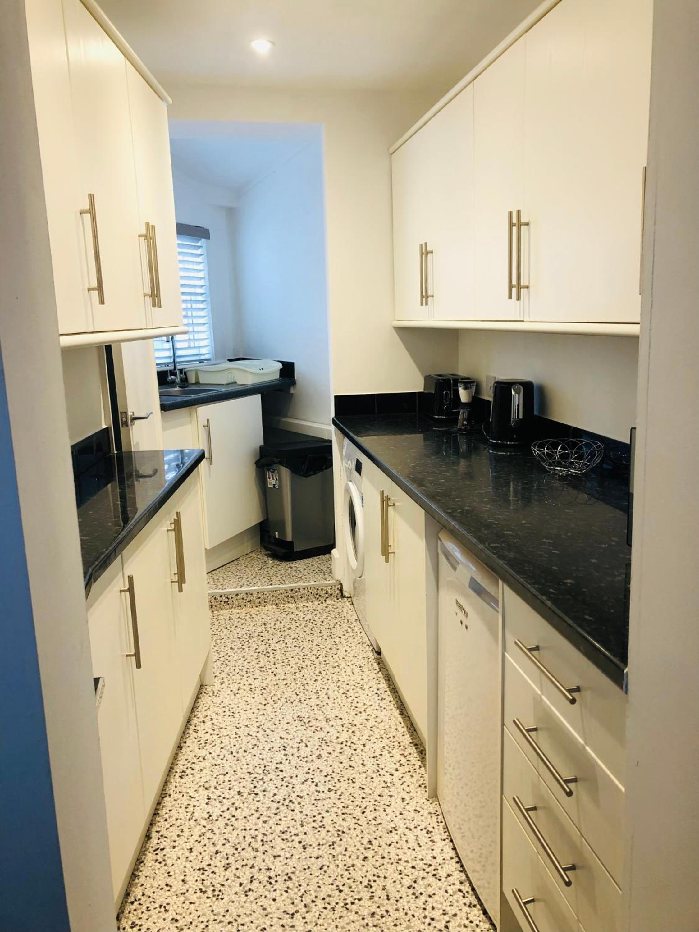 Two-Bedroom Apartment - Photo 2