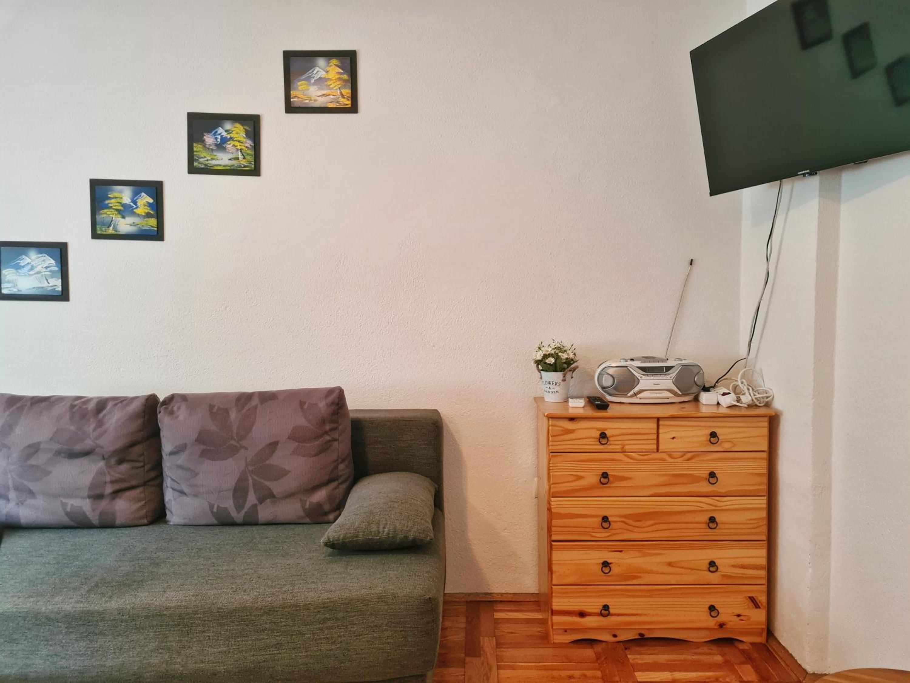 One-Bedroom Apartment - Ground Floor - Photo 15
