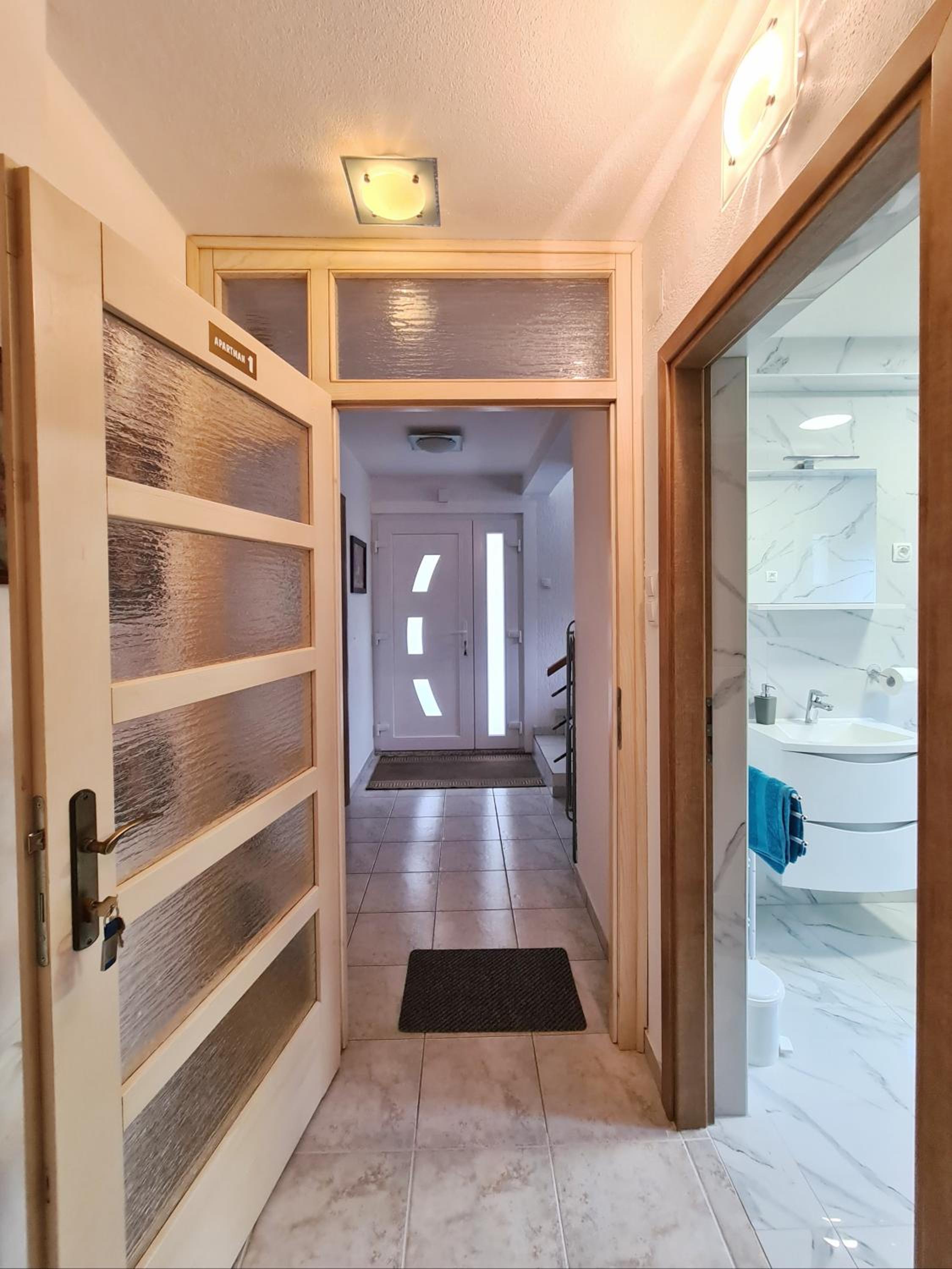 One-Bedroom Apartment - Ground Floor - Photo 43
