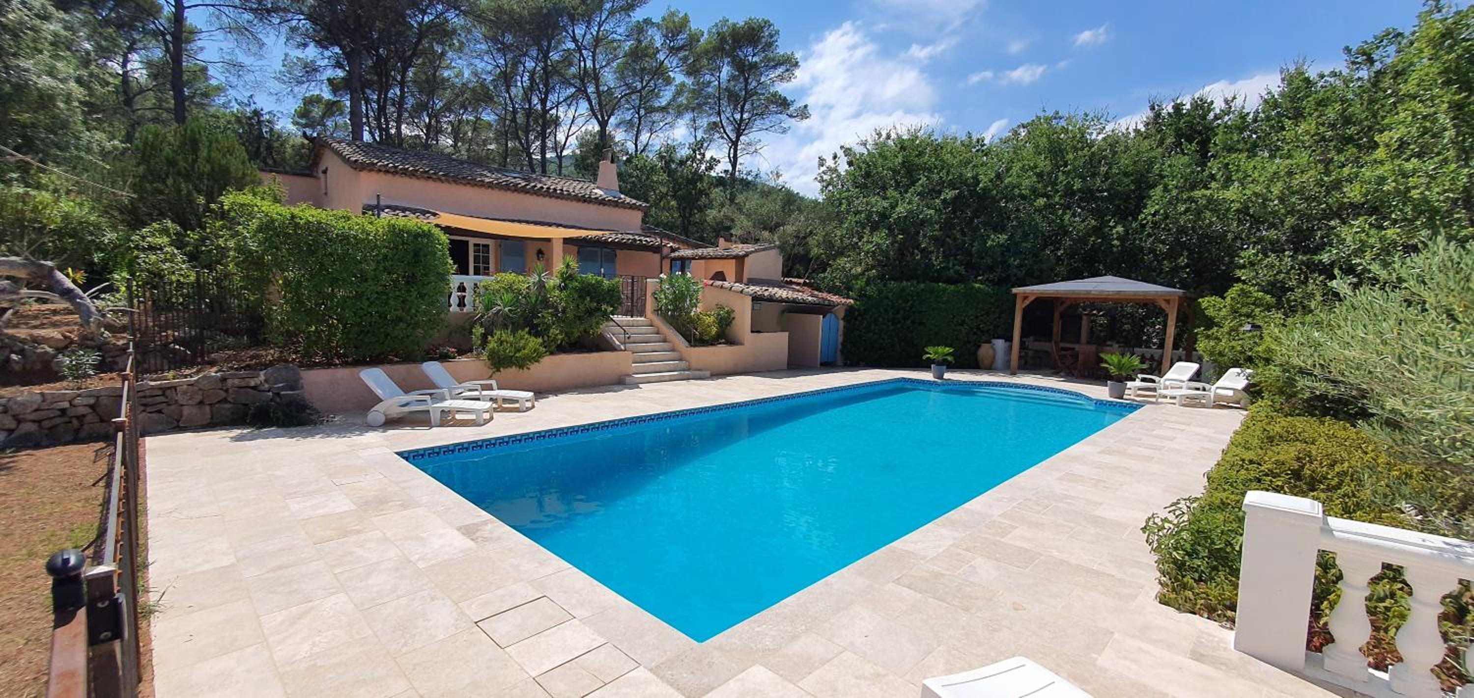 Villa with Private Pool photo 1