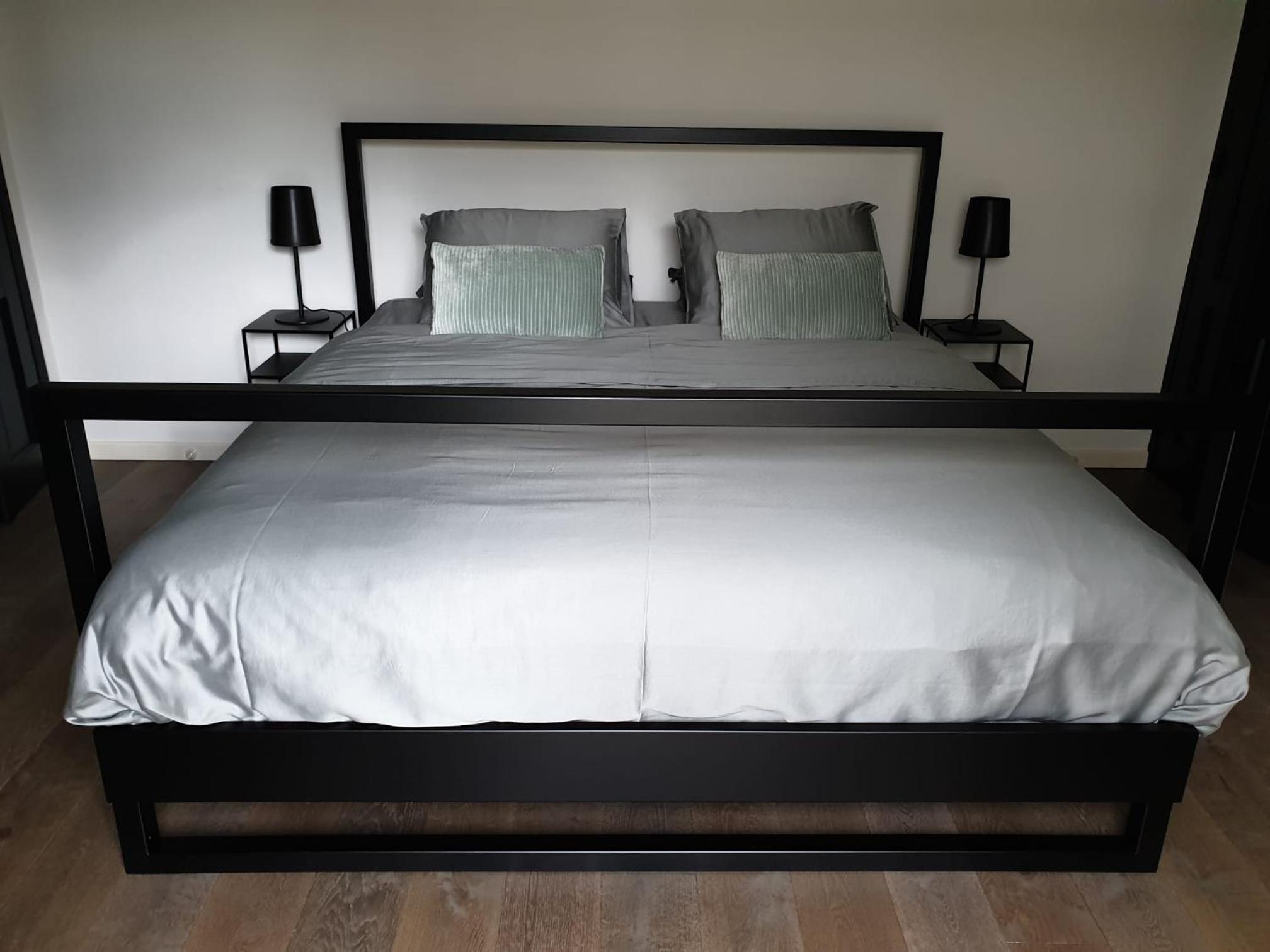 One-Bedroom House photo 1