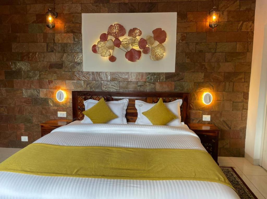 Standard King Room - Photo 2