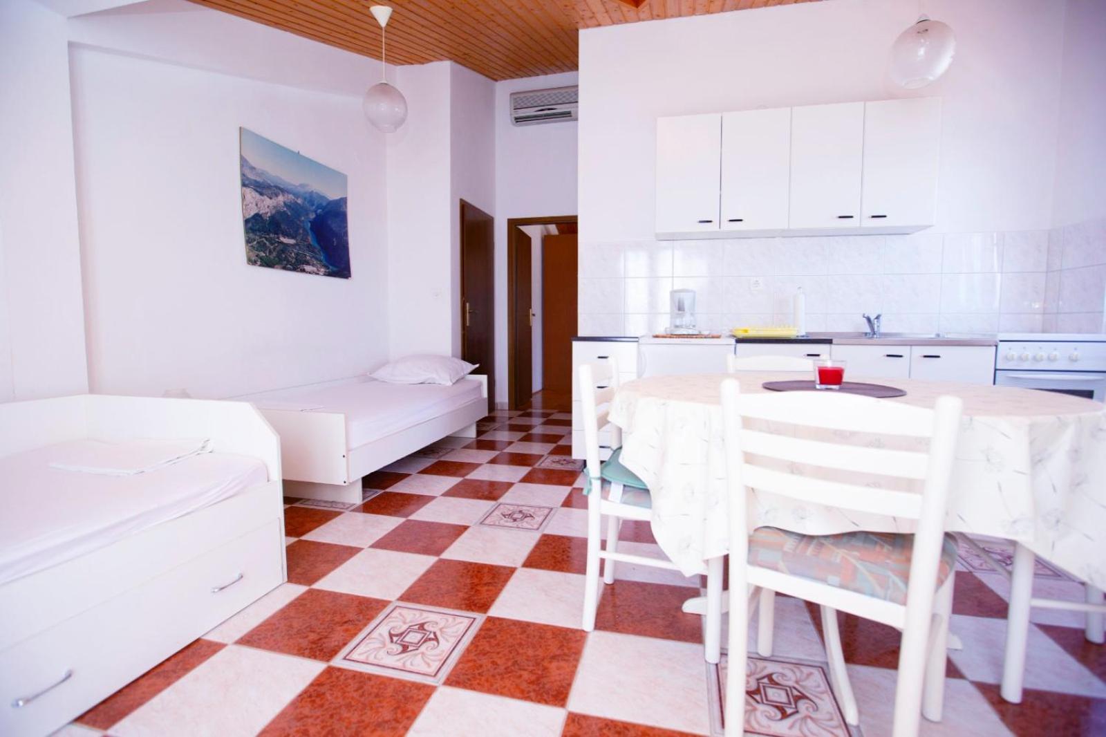Apartment with Sea View