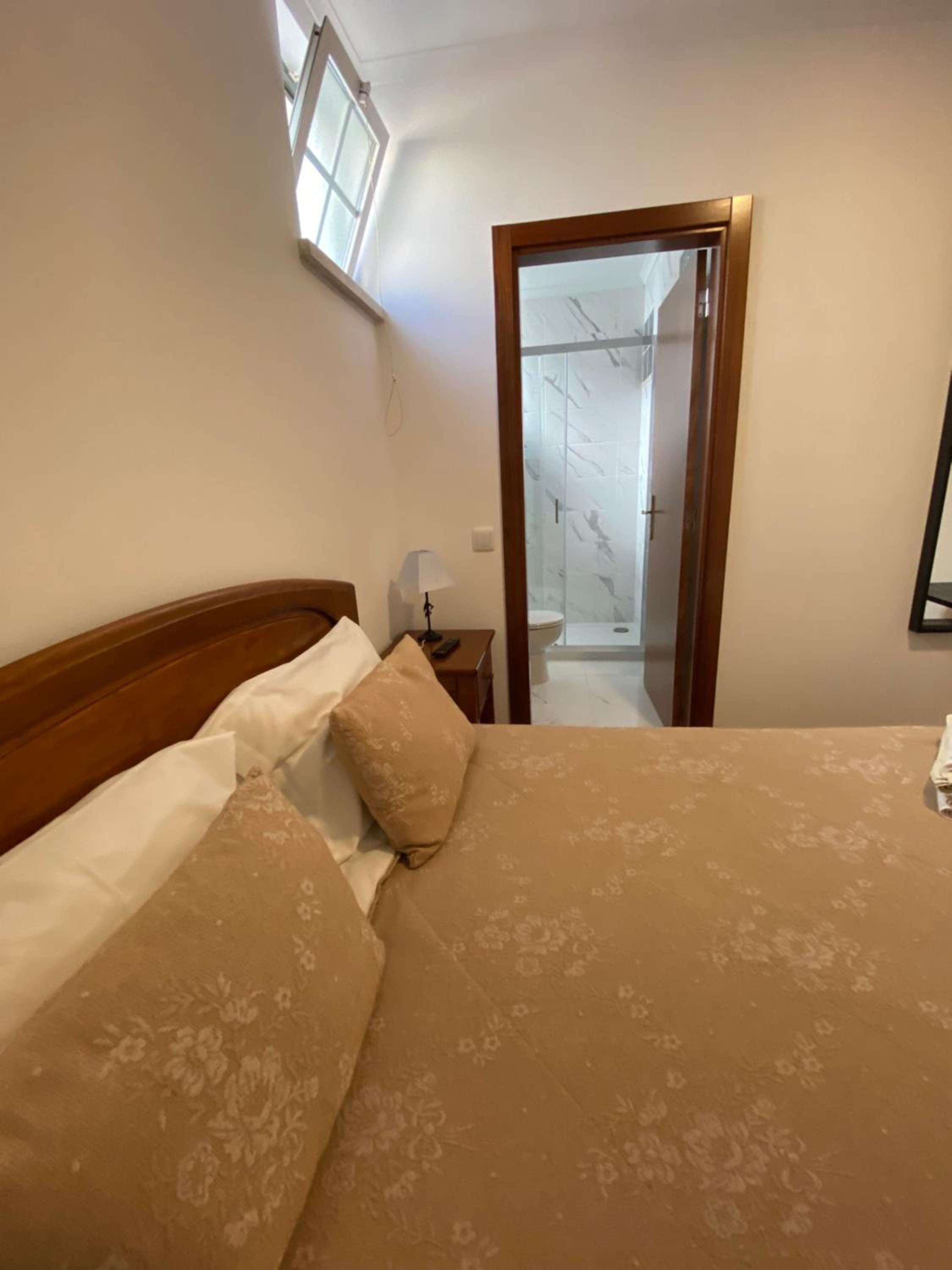 Suite - Photo 5