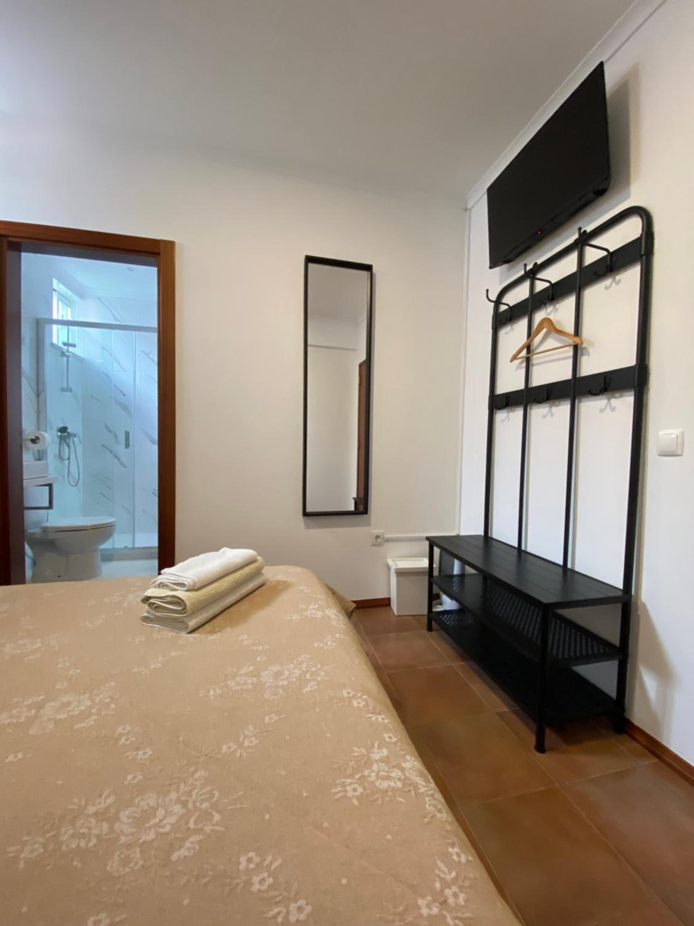 Suite - Photo 6
