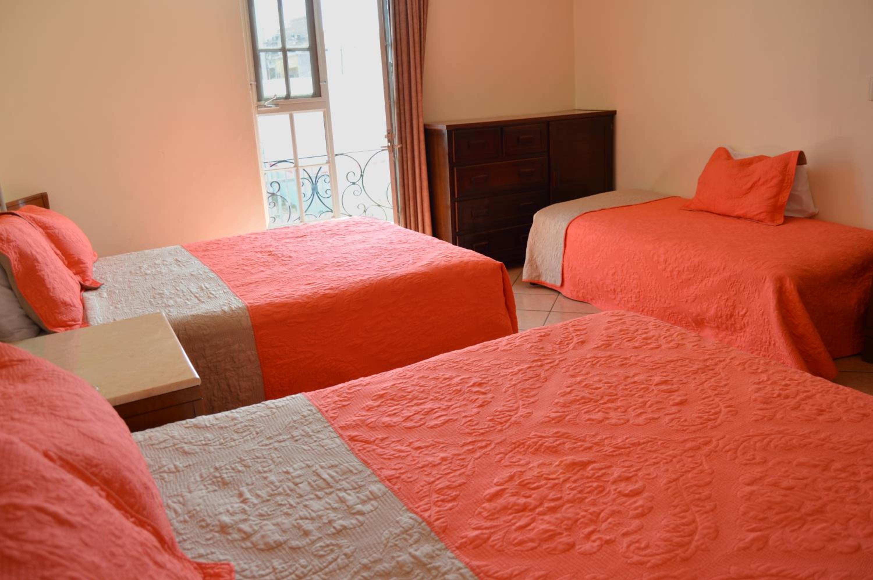 Triple Room photo 3