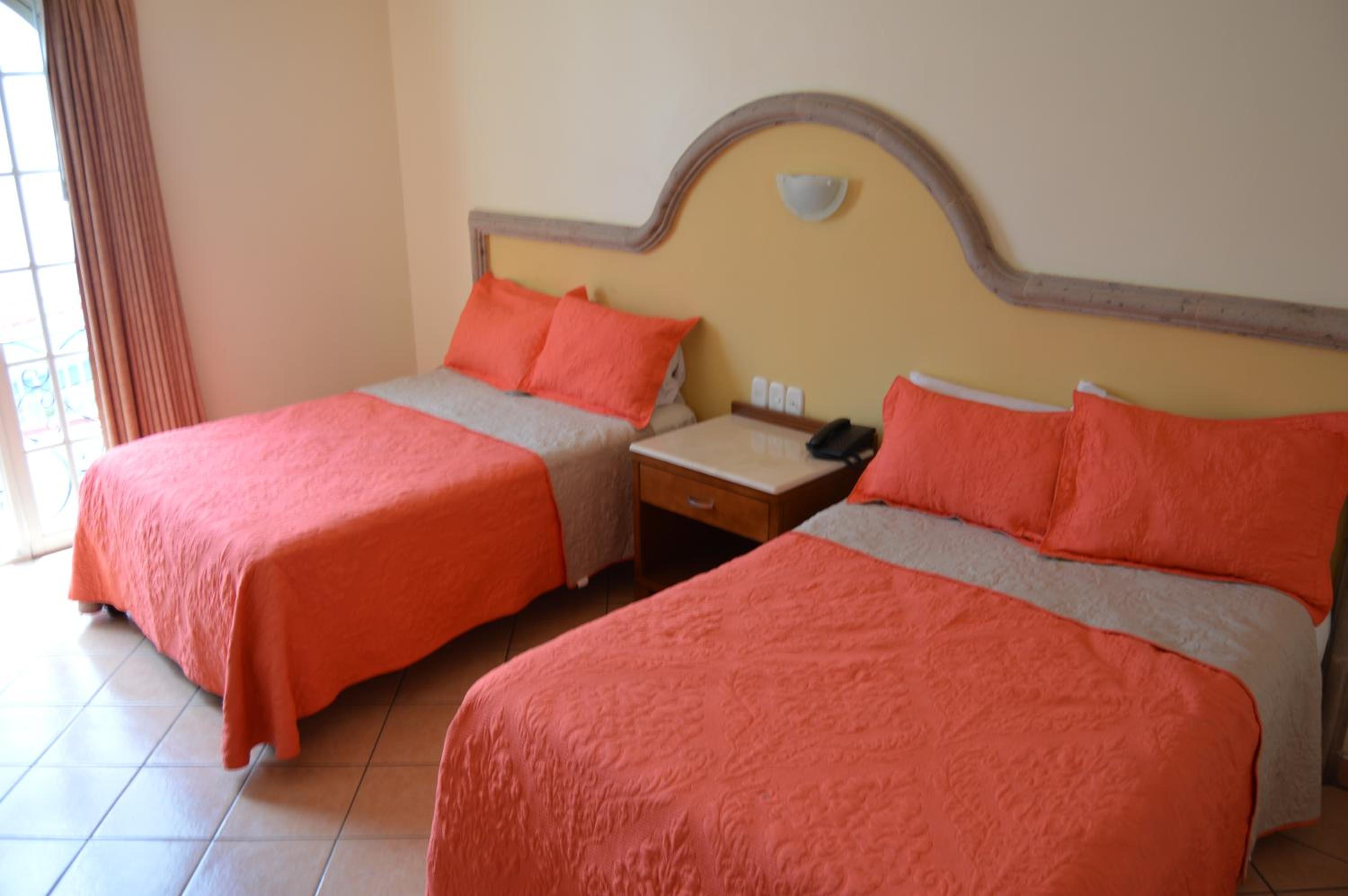 Double Room with Two Double Beds photo 1