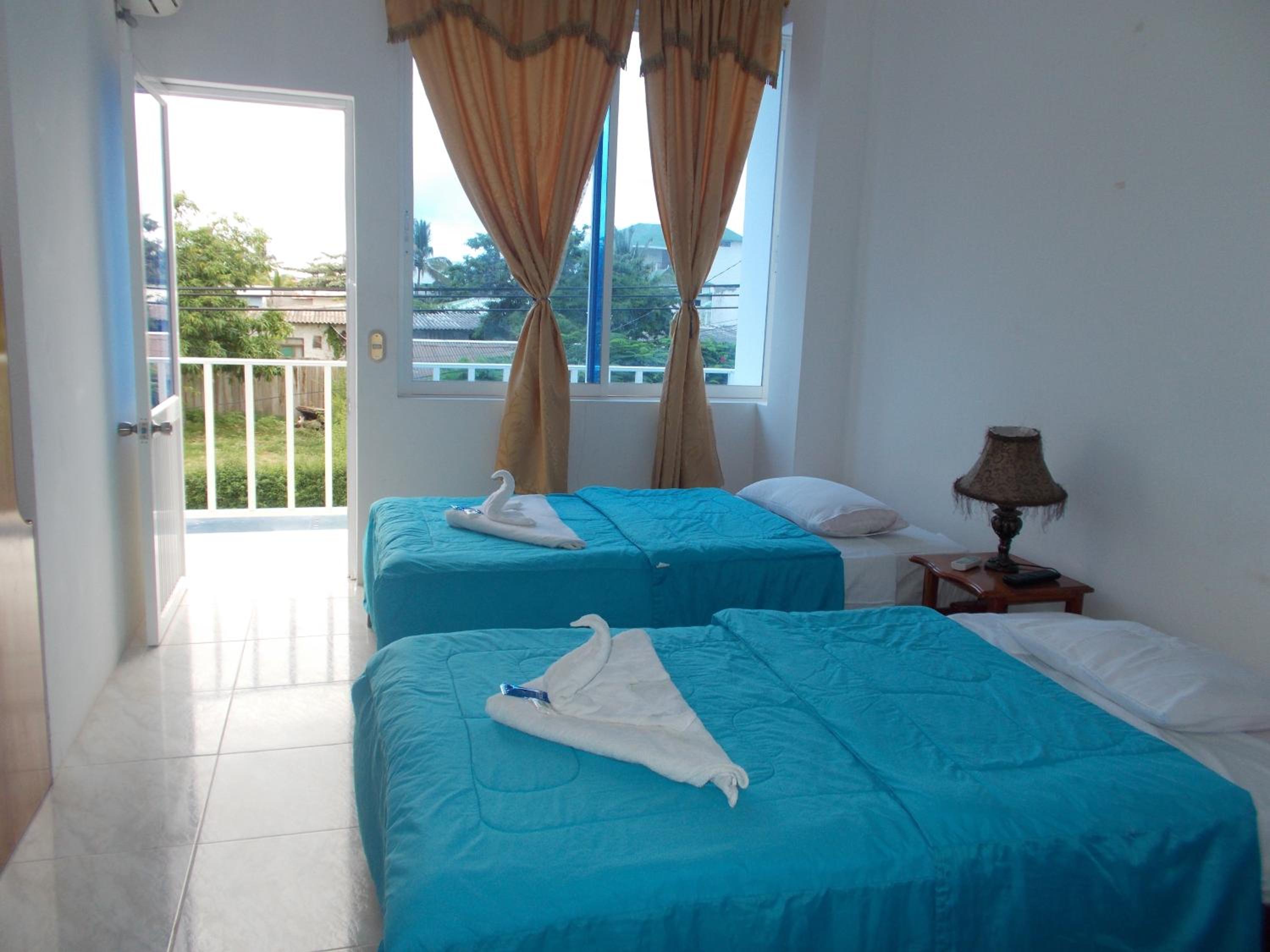 Triple Room with Balcony photo 3