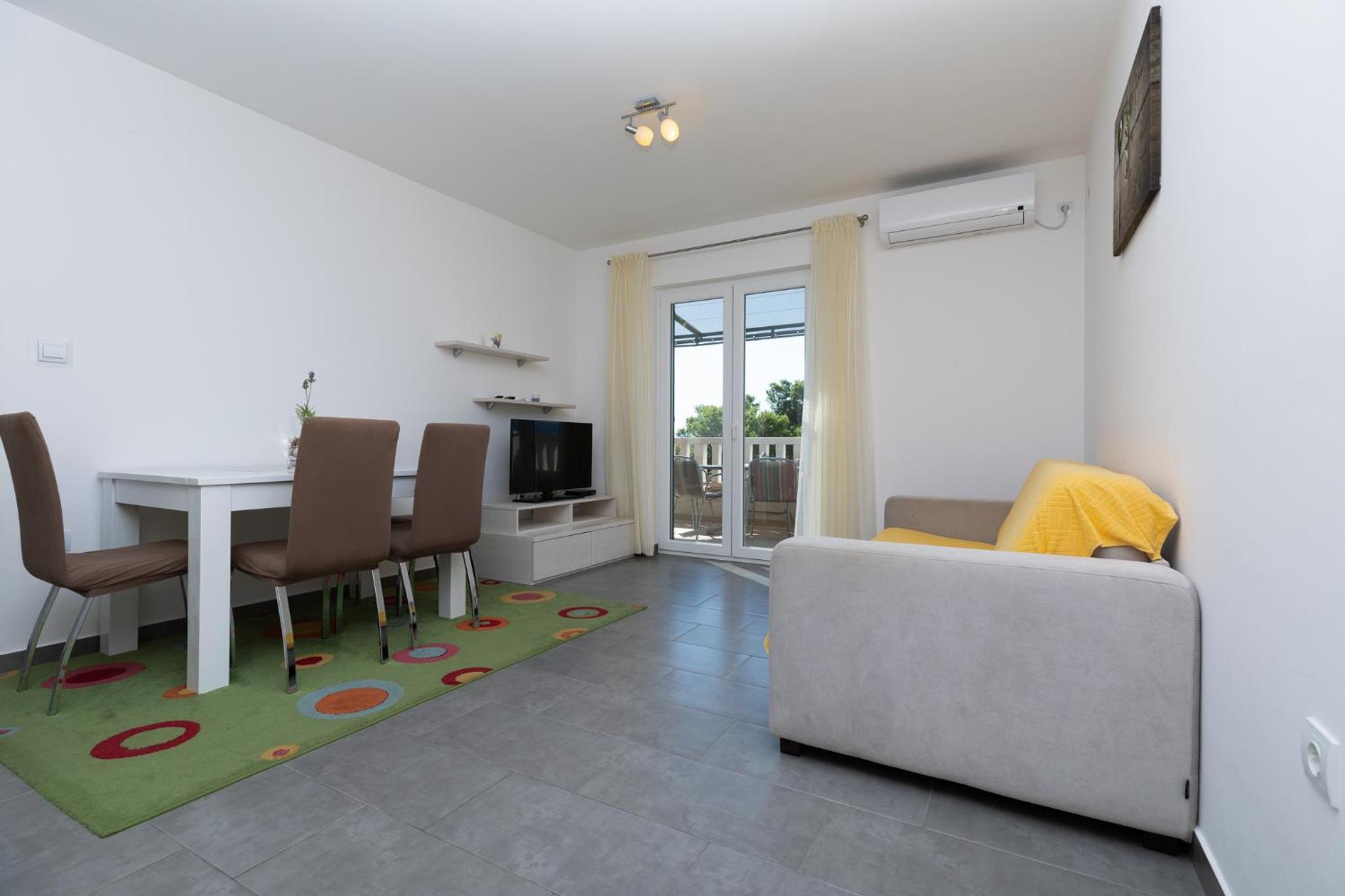Apartment with Sea View