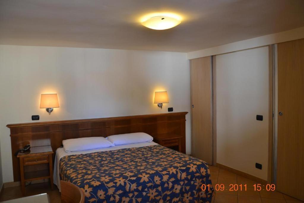 Double Room - Photo 1