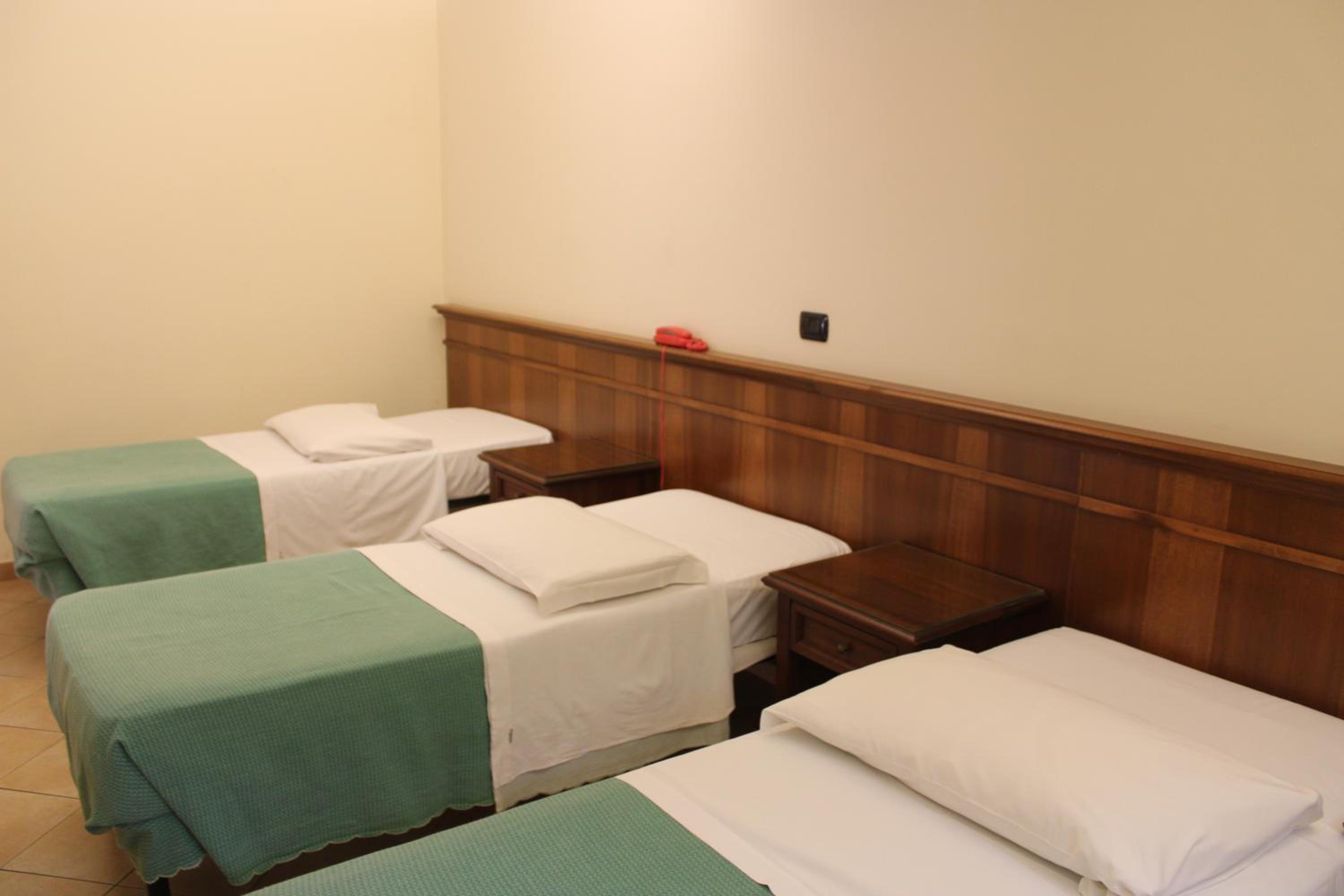 Triple Room - Photo 4