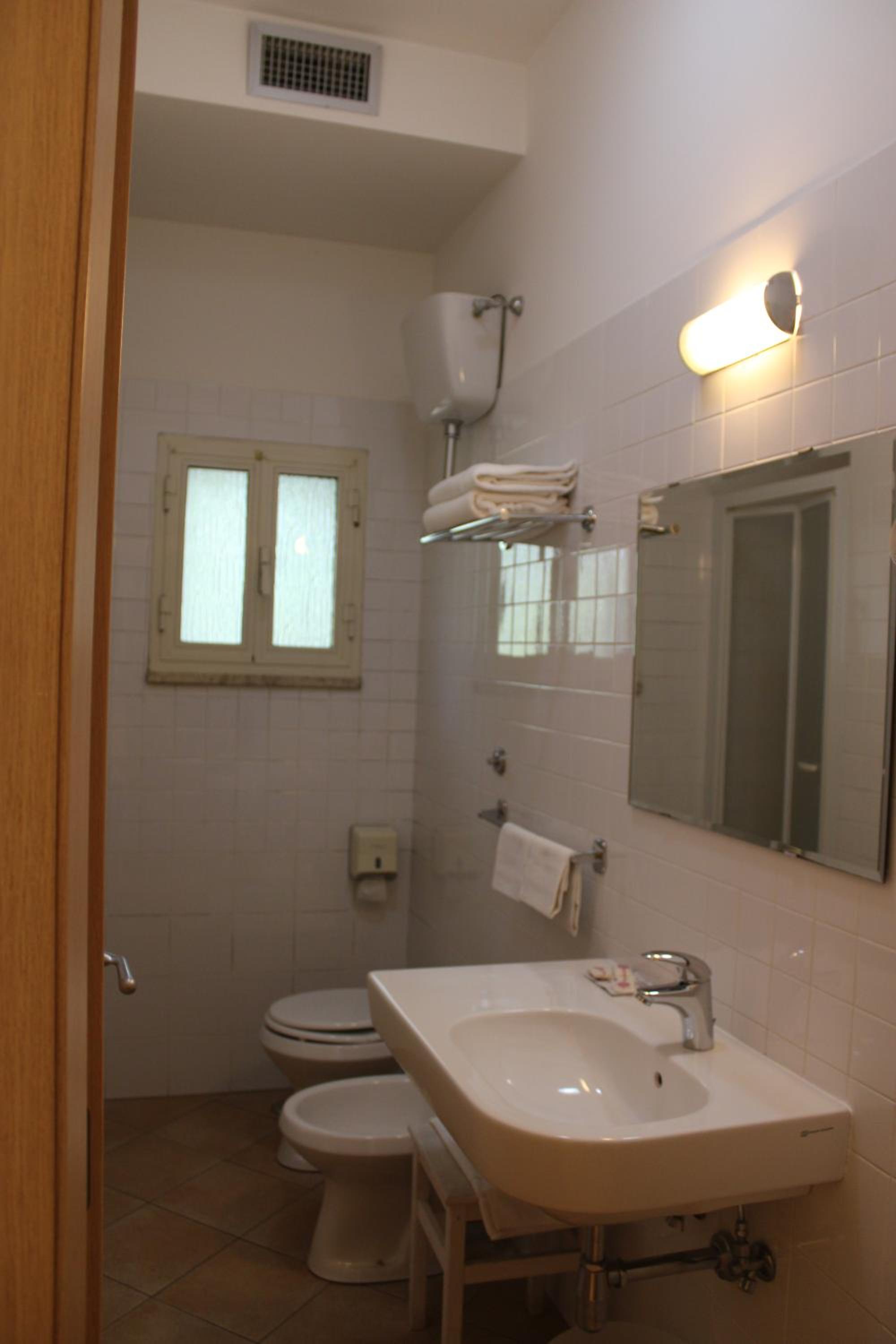 Triple Room - Photo 3