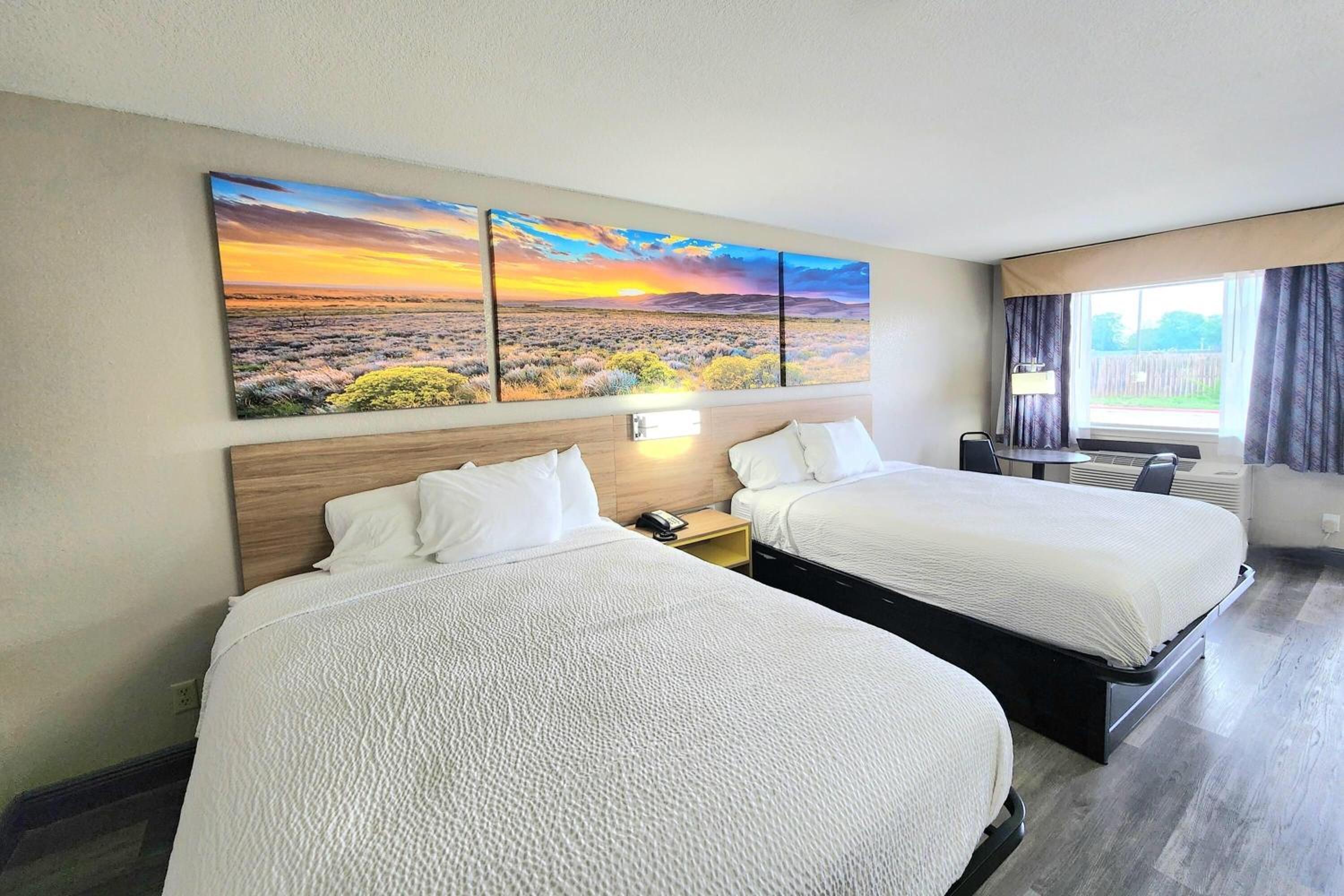 Queen Room with Two Queen Beds - Non-Smoking