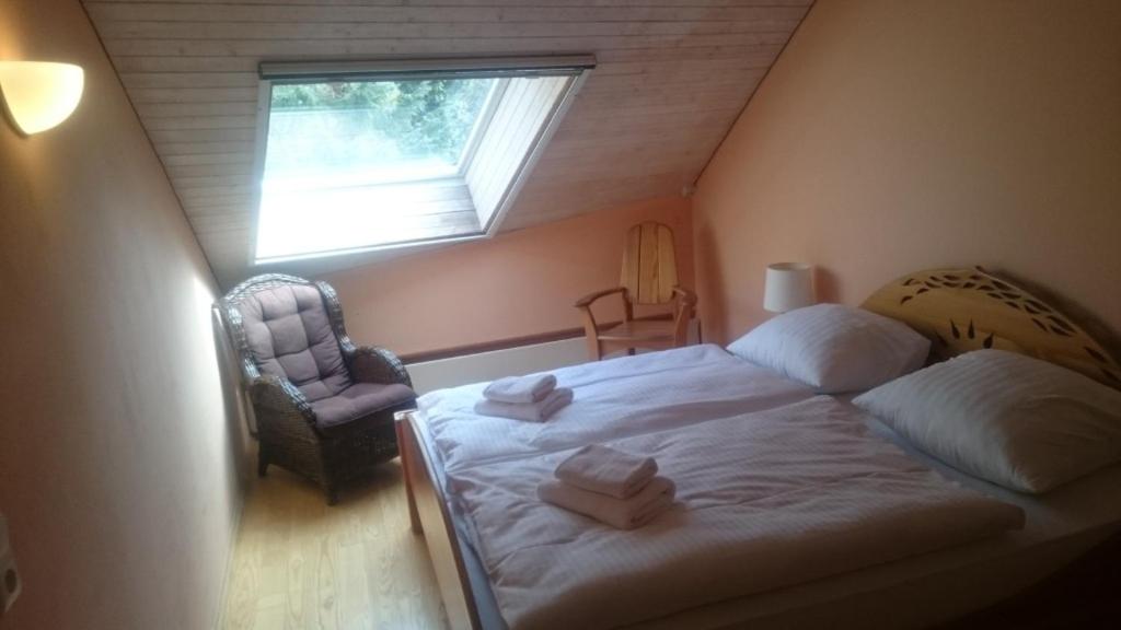 One-Bedroom Suite photo 2