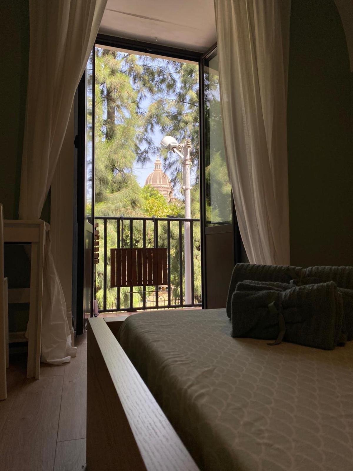 One-Bedroom Apartment - Photo 14