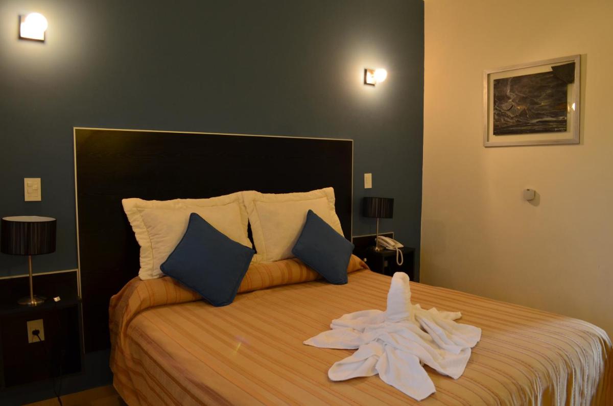 Deluxe King Room photo 3