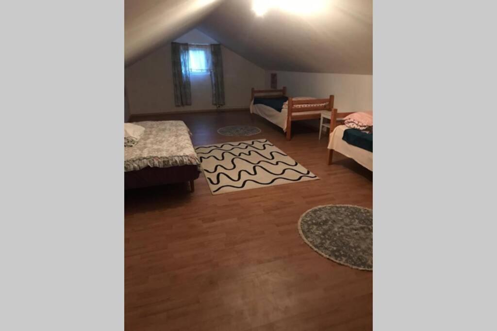 Three-Bedroom House - Photo 17