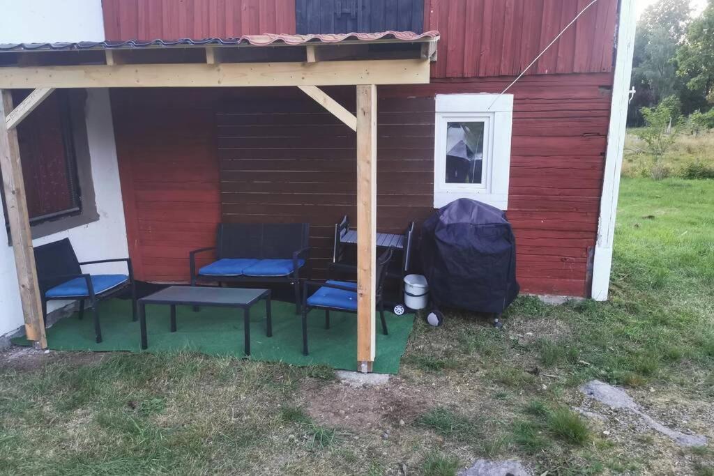 Three-Bedroom House - Photo 28
