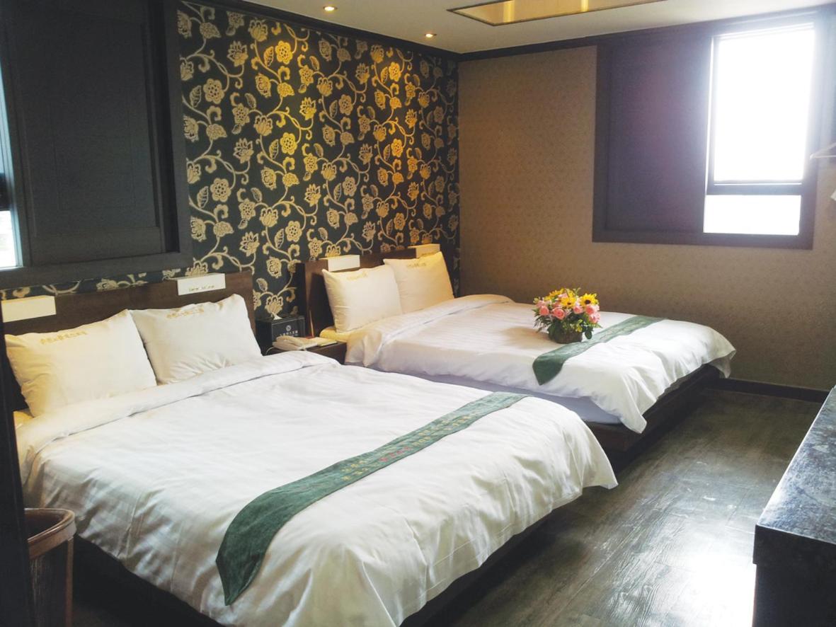 Quadruple Room - Photo 1