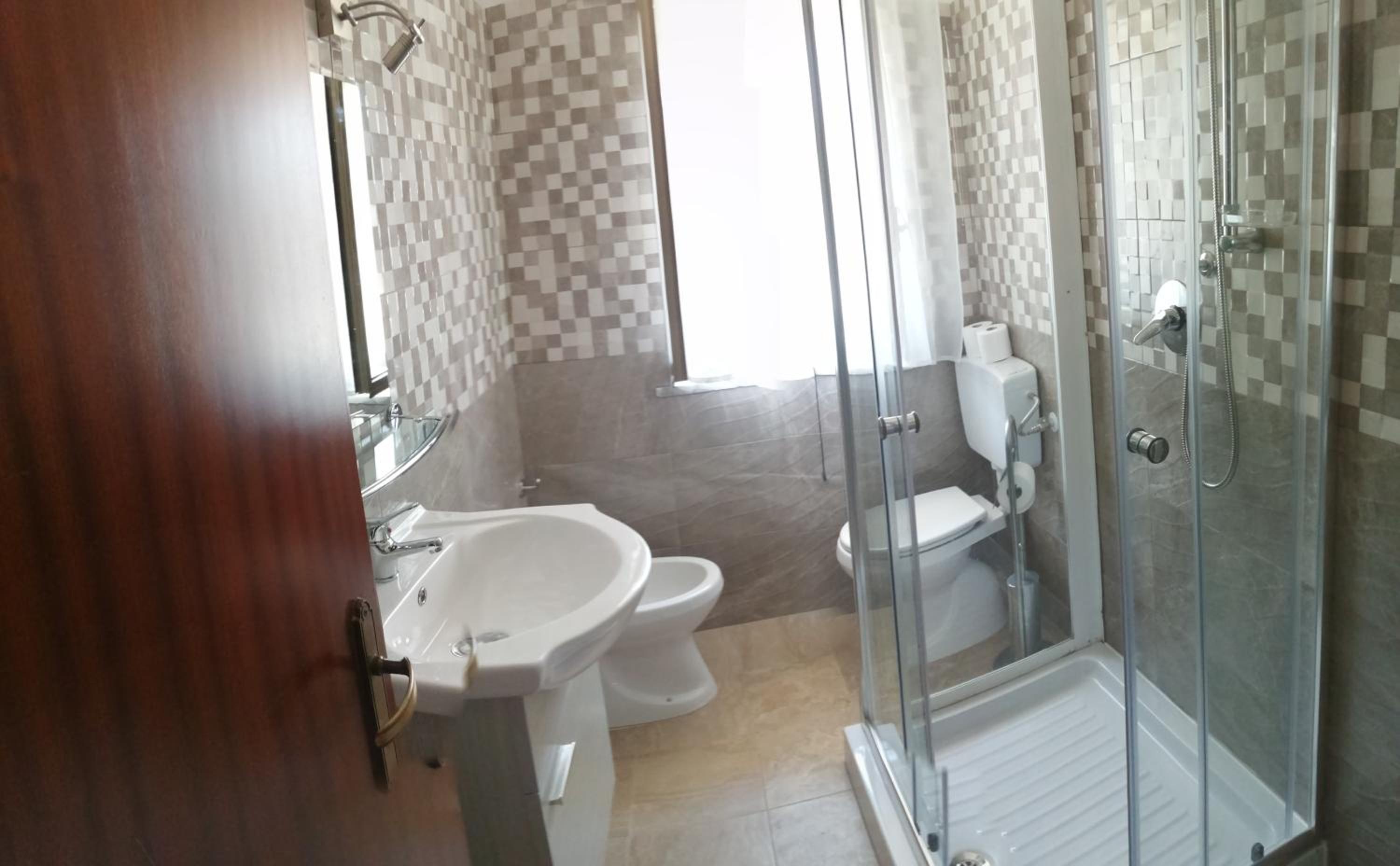 Double or Twin Room photo 2