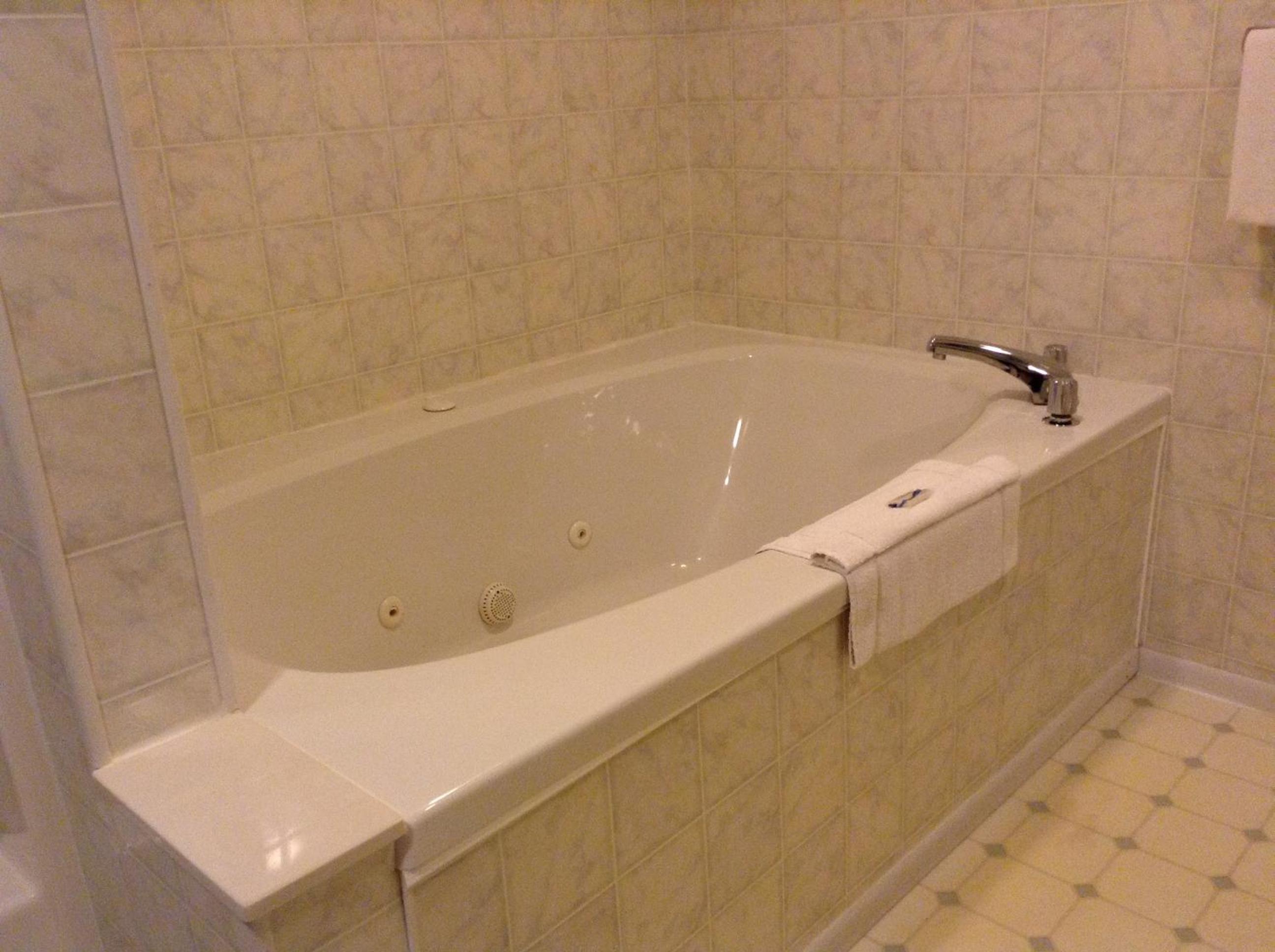 Deluxe King Room photo 3