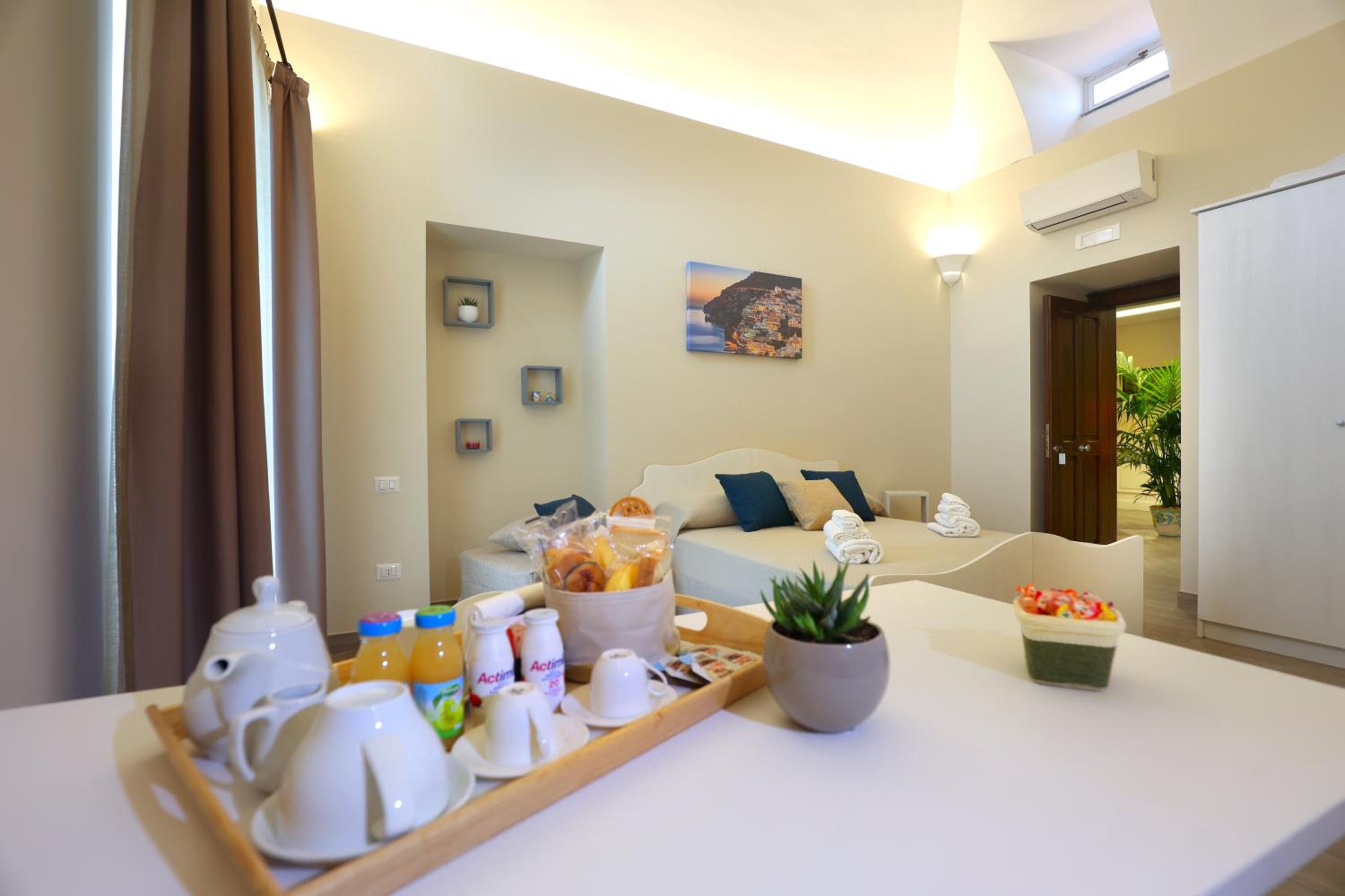 Triple Room with Private Bathroom - Photo 22