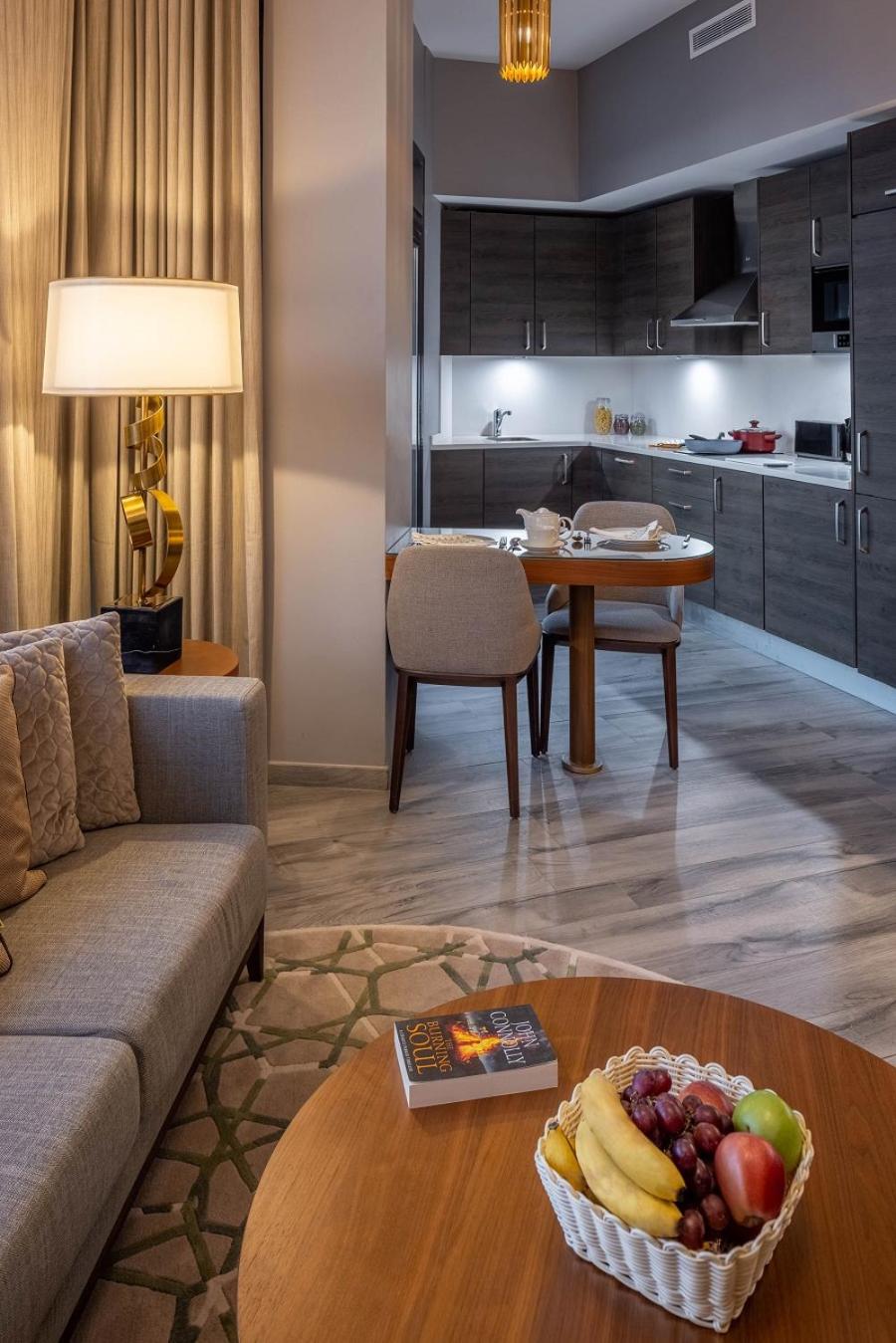 1 Bedroom Premier - Photo 4